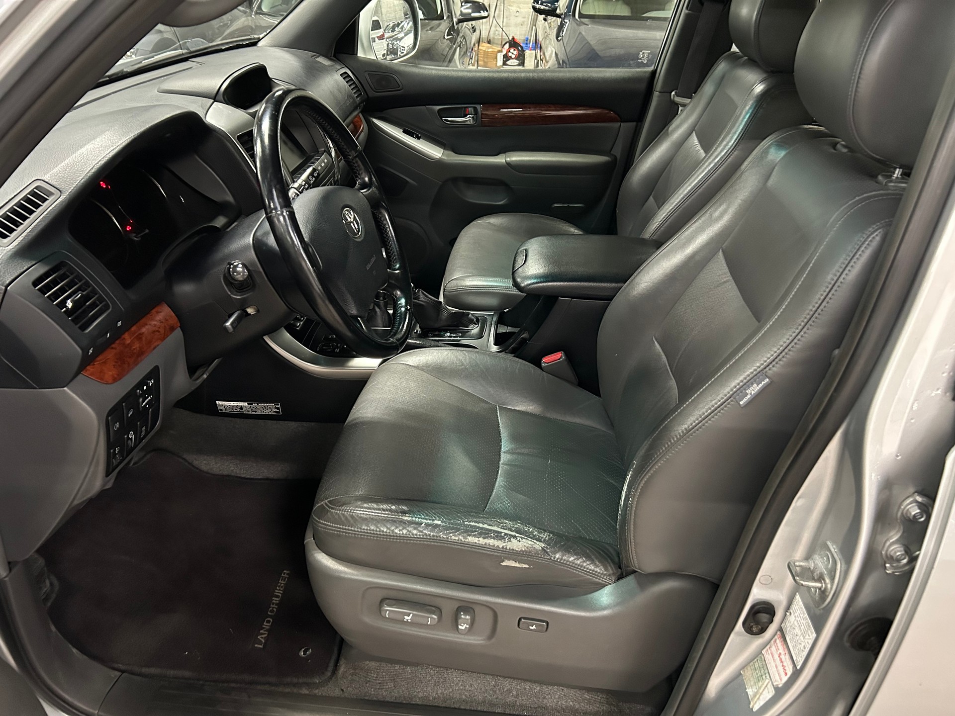 TOYOTA Land Cruiser 3.0 TD Linea Sol-image-9