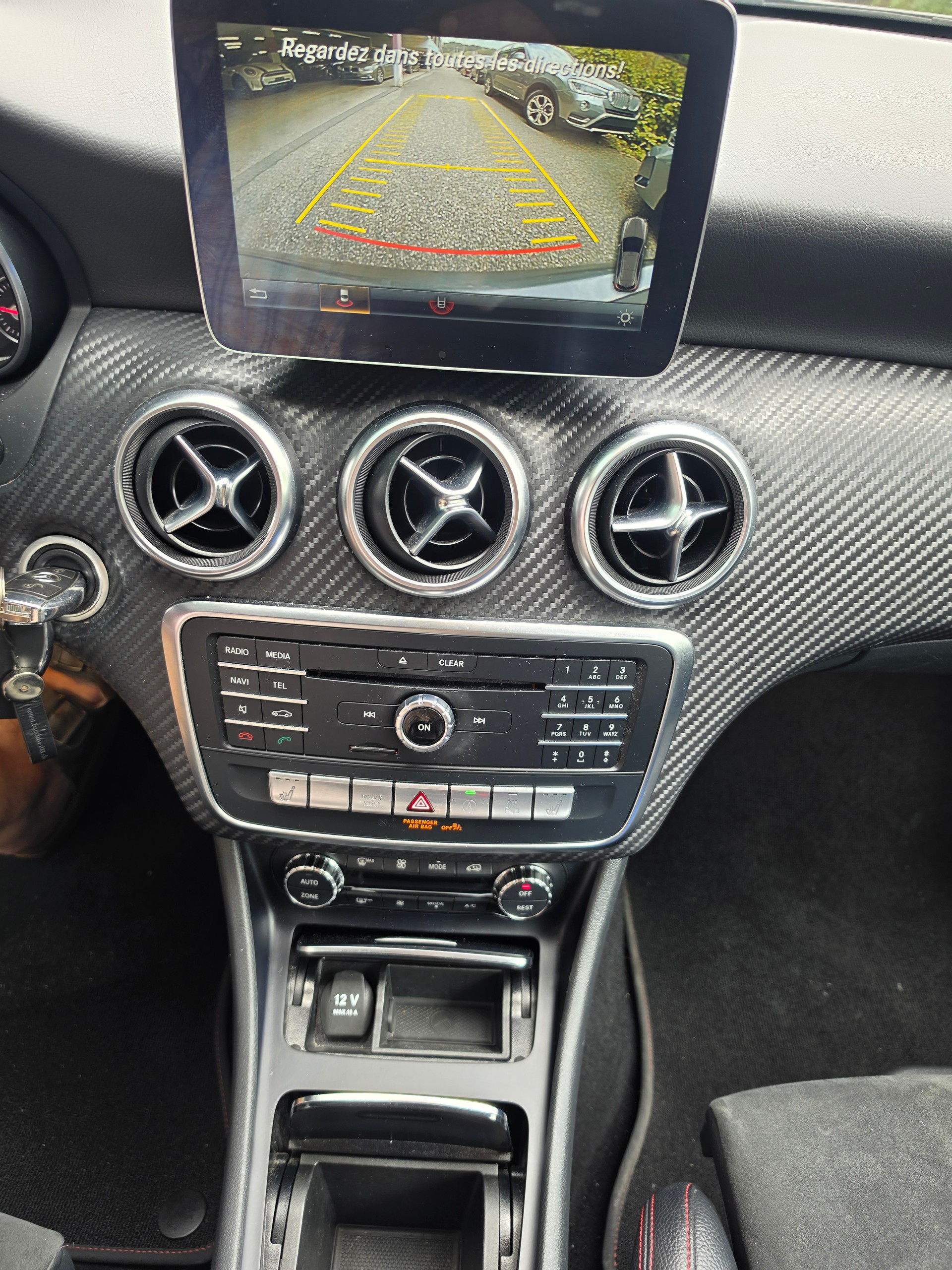 MERCEDES-BENZ A 220 AMG Line 4Matic 7G-DCT-image-15