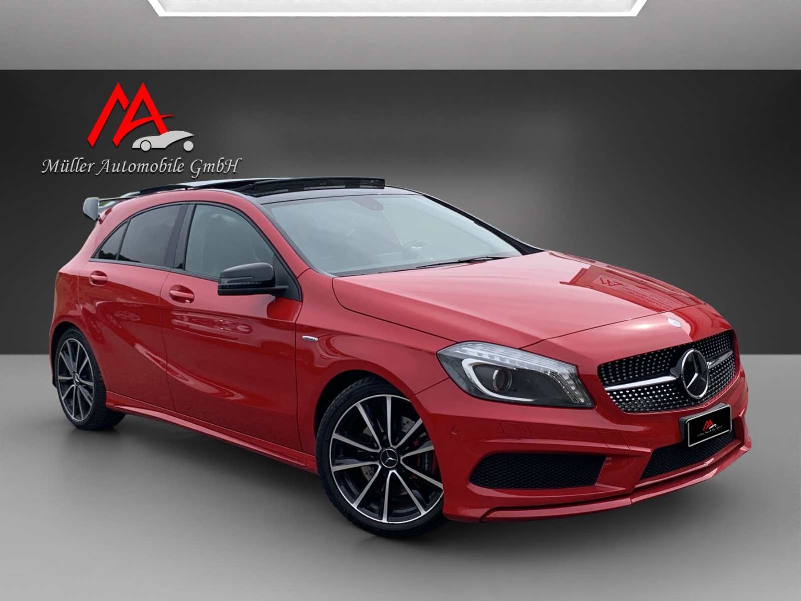 MERCEDES-BENZ A 250 Sport AMG-Line 4Matic 7G-DCT-showroom-element-1