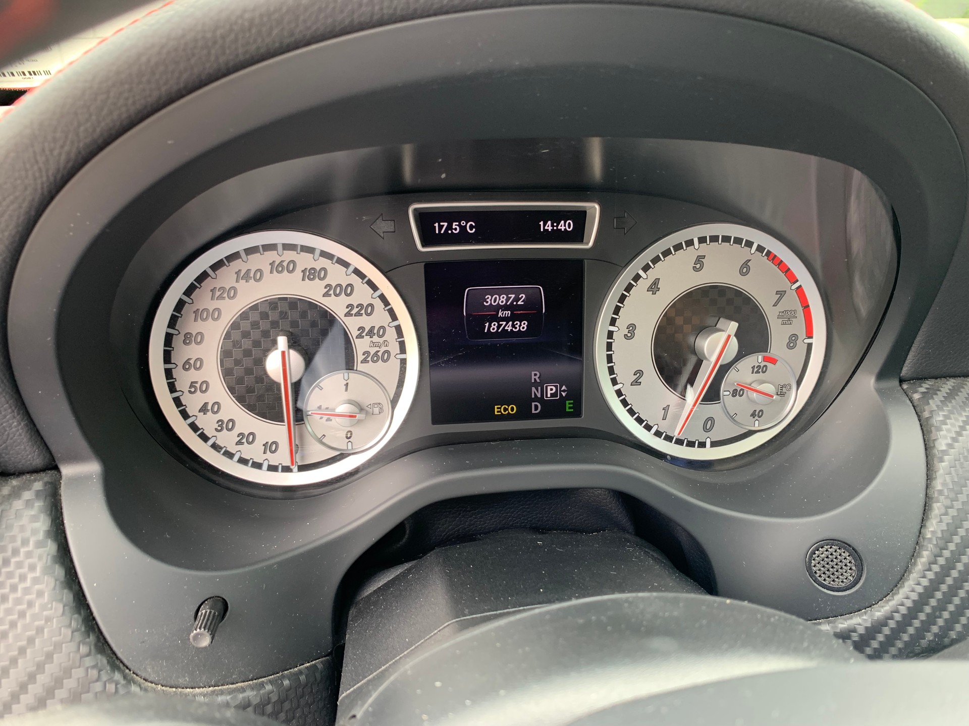 MERCEDES-BENZ A 250 Sport AMG-Line 4Matic 7G-DCT-image-14