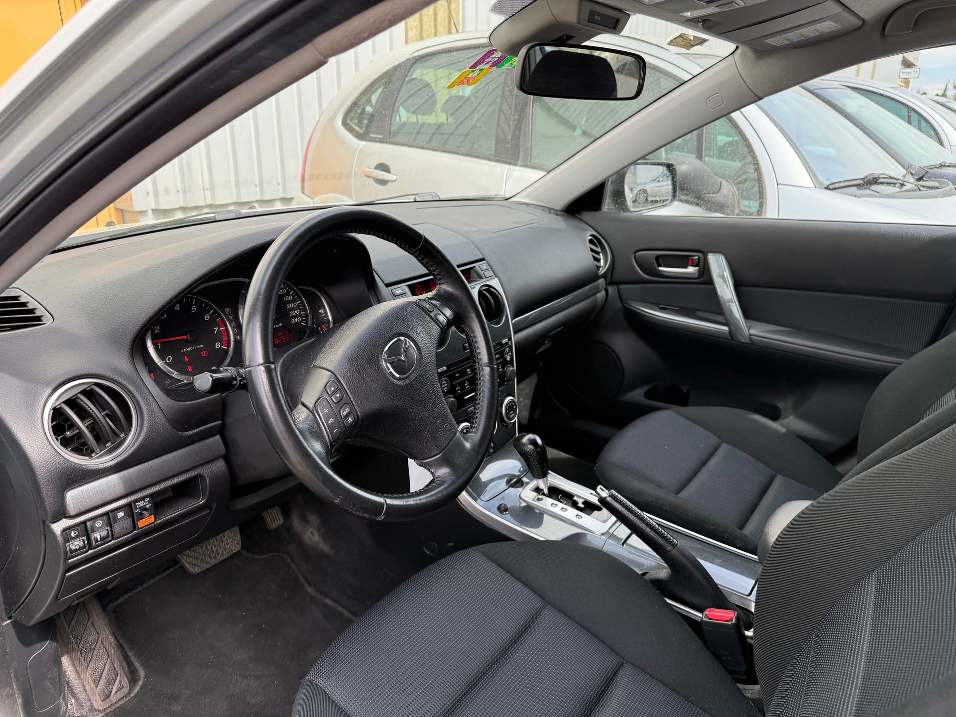 MAZDA 6 2.0 16V Exclusive-image-3