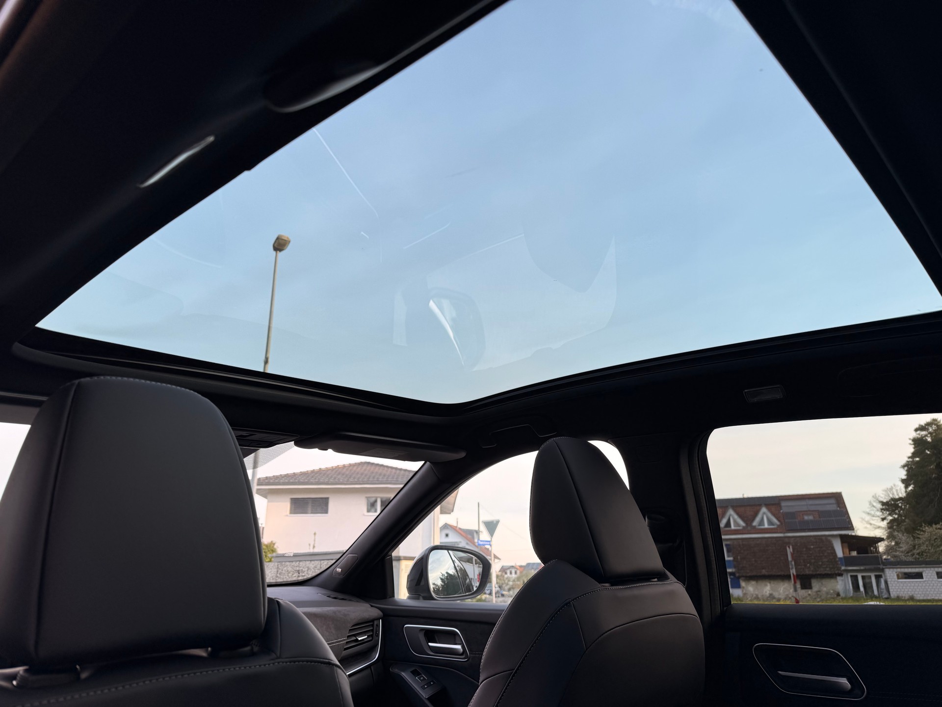 NISSAN Qashqai 1.3MHEV Tekna+ 4x4-image-6