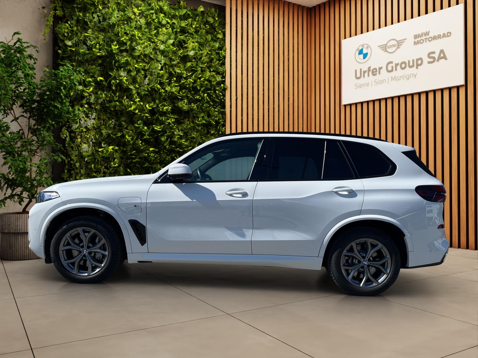 BMW X5 xDrive 50e M Sport Steptronic (CH)-image-2
