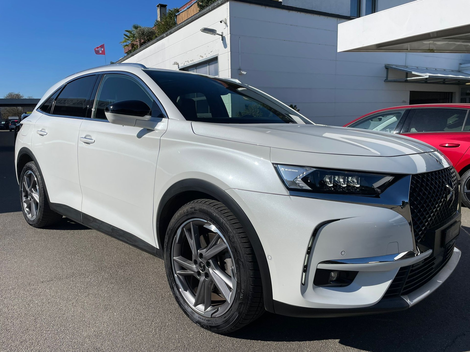 DS AUTOMOBILES DS 7 Crossback E-Tense 300 4x4 Louvre-image-1