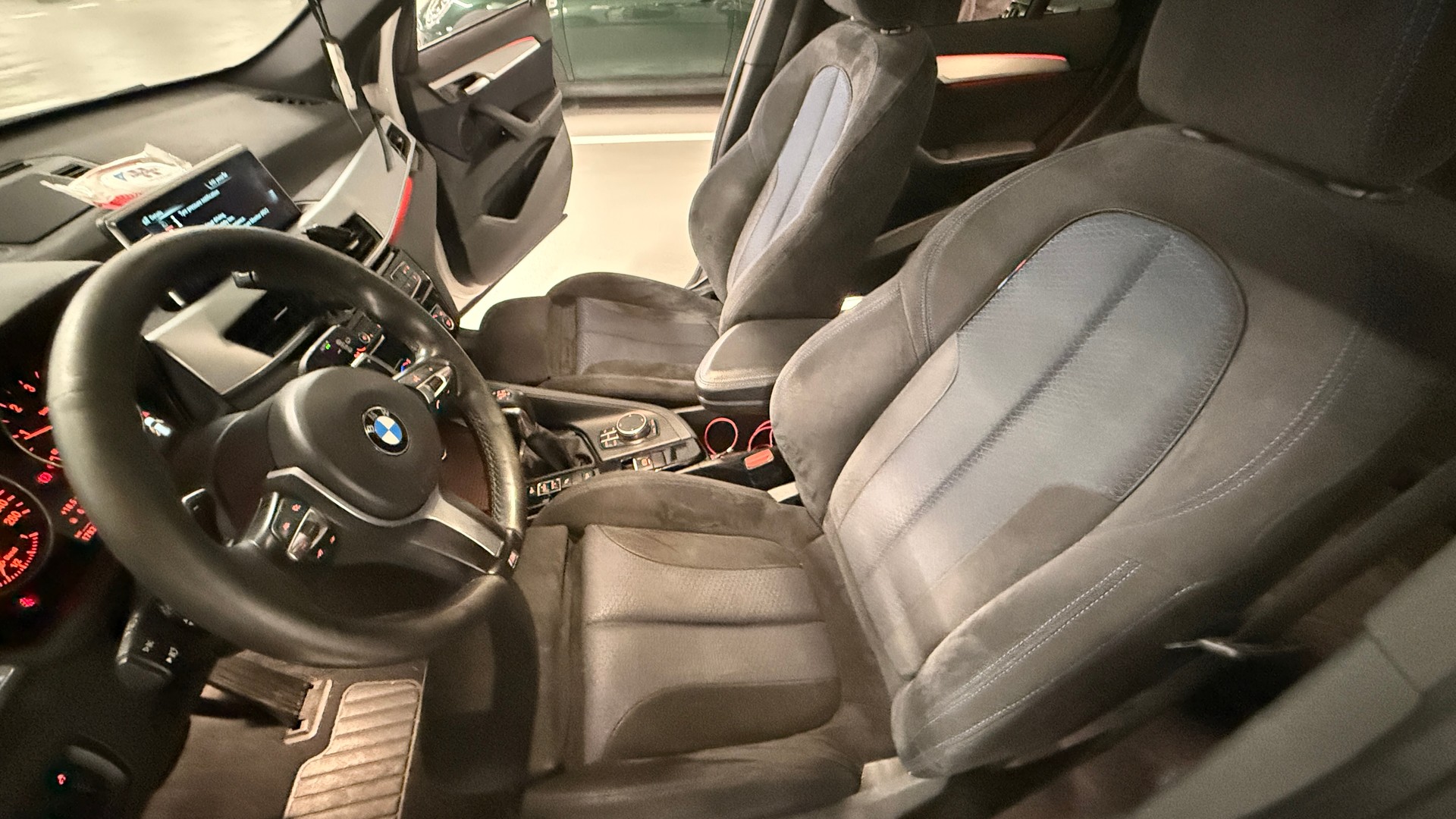BMW xDrive 25d M Sport Steptronic-image-1