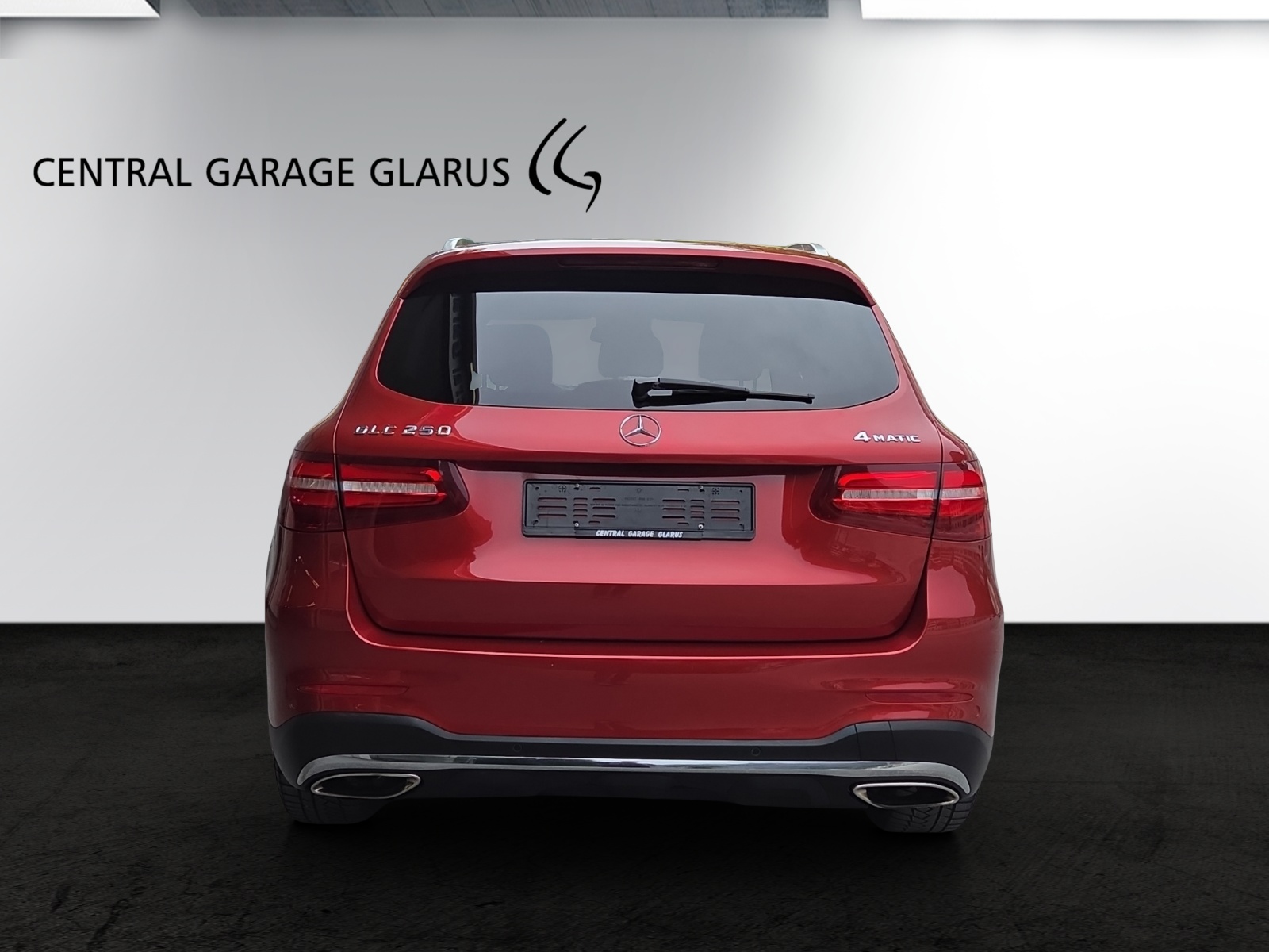 MERCEDES-BENZ GLC 250 AMG Line 4Matic 9G-Tronic-image-7