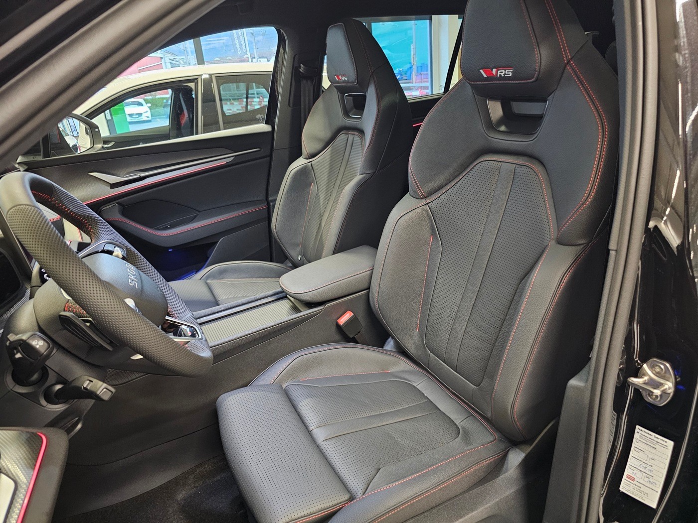 SKODA Kodiaq 2.0 TSI RS 4x4-image-16