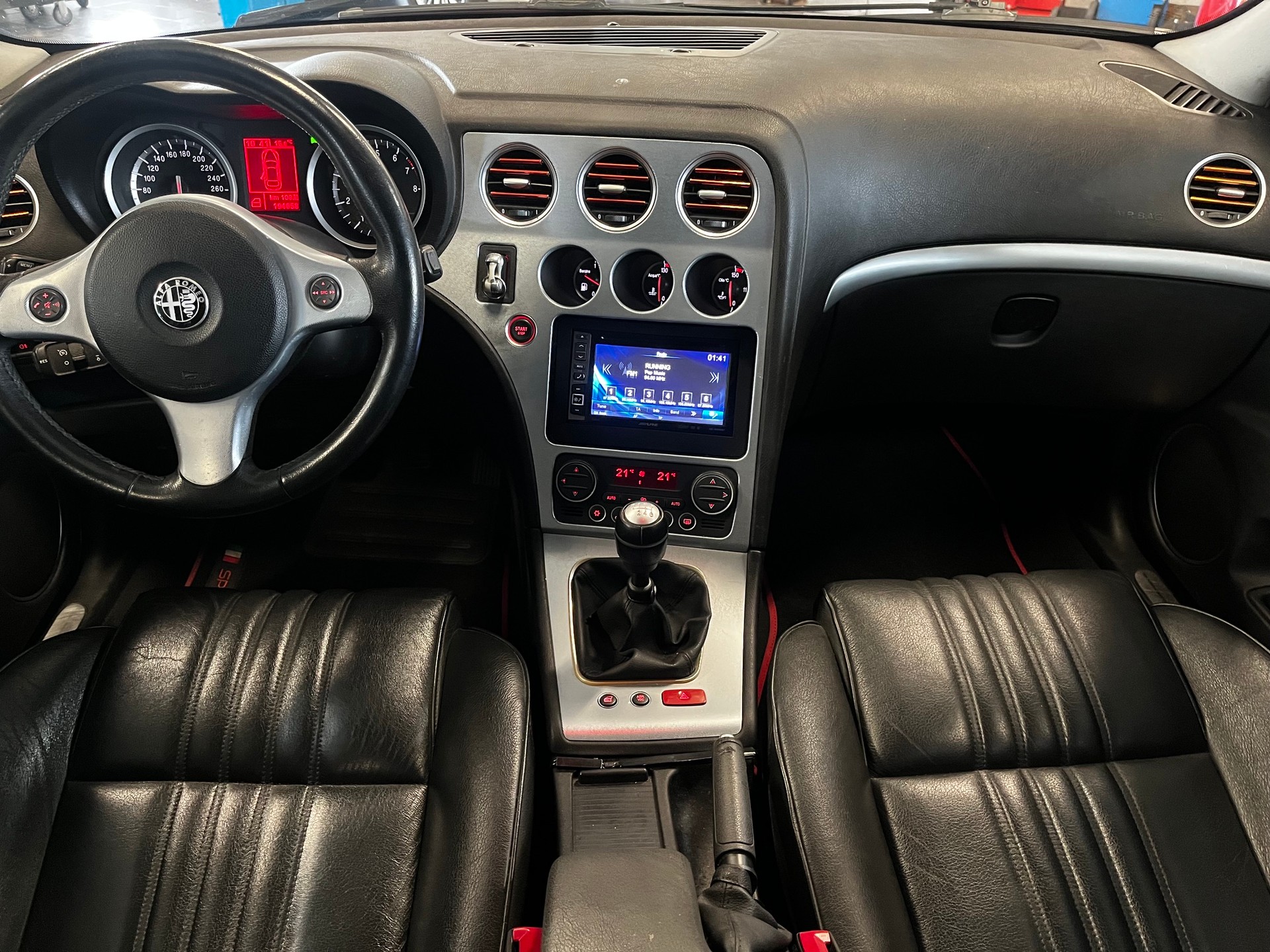 ALFA ROMEO 159 2.2 JTS-image-11