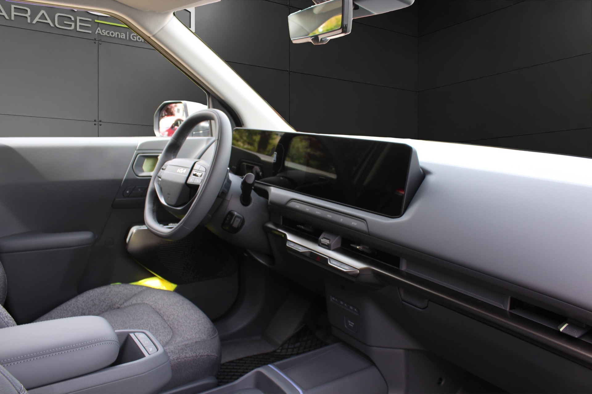KIA EV2 42.2 kWh Air 4P-image-8