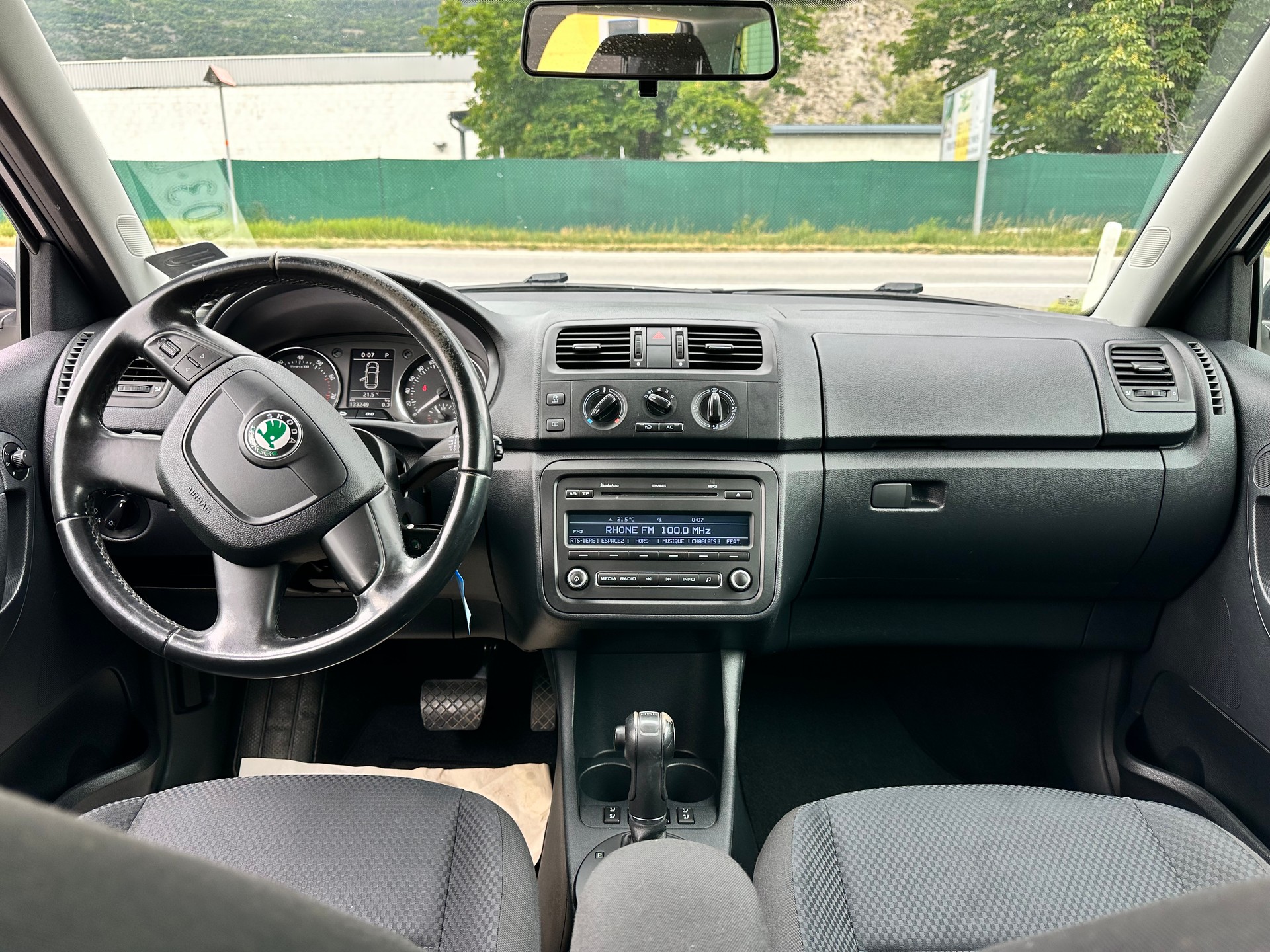 SKODA Fabia 1.2 TSI Elegance DSG-image-10