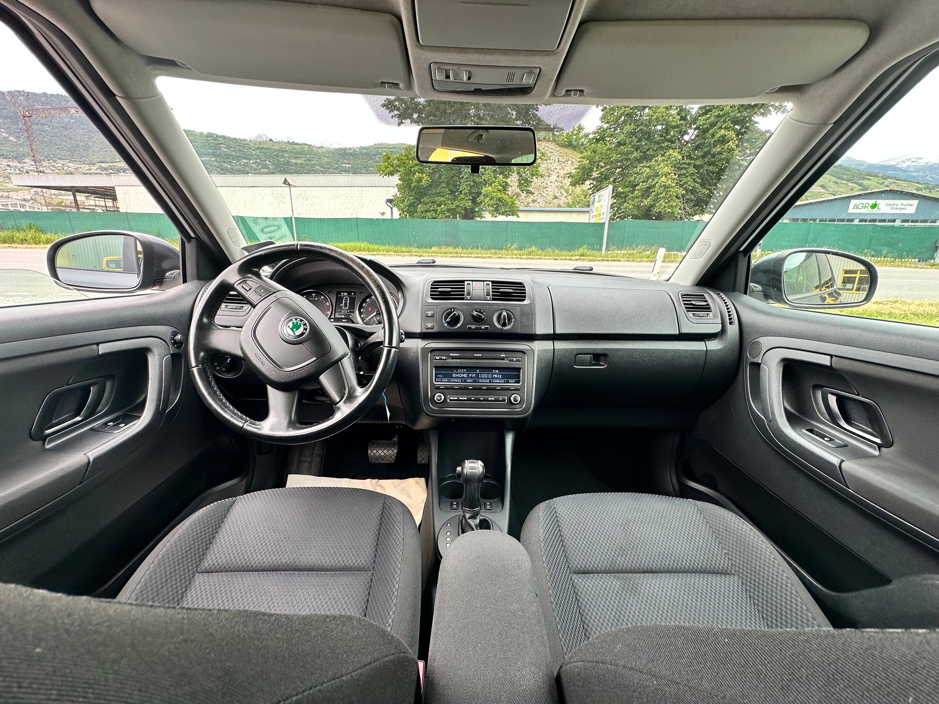 SKODA Fabia 1.2 TSI Elegance DSG-image-9