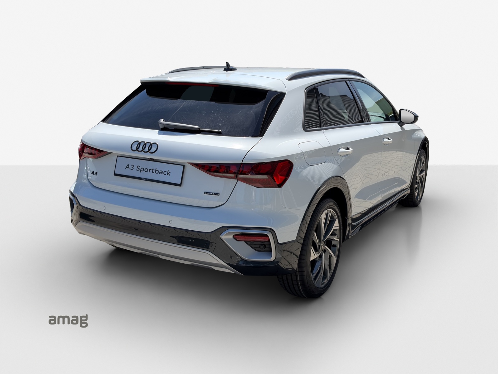 AUDI A3 allstreet TFSI 150 kW quattro S tronic-image-4