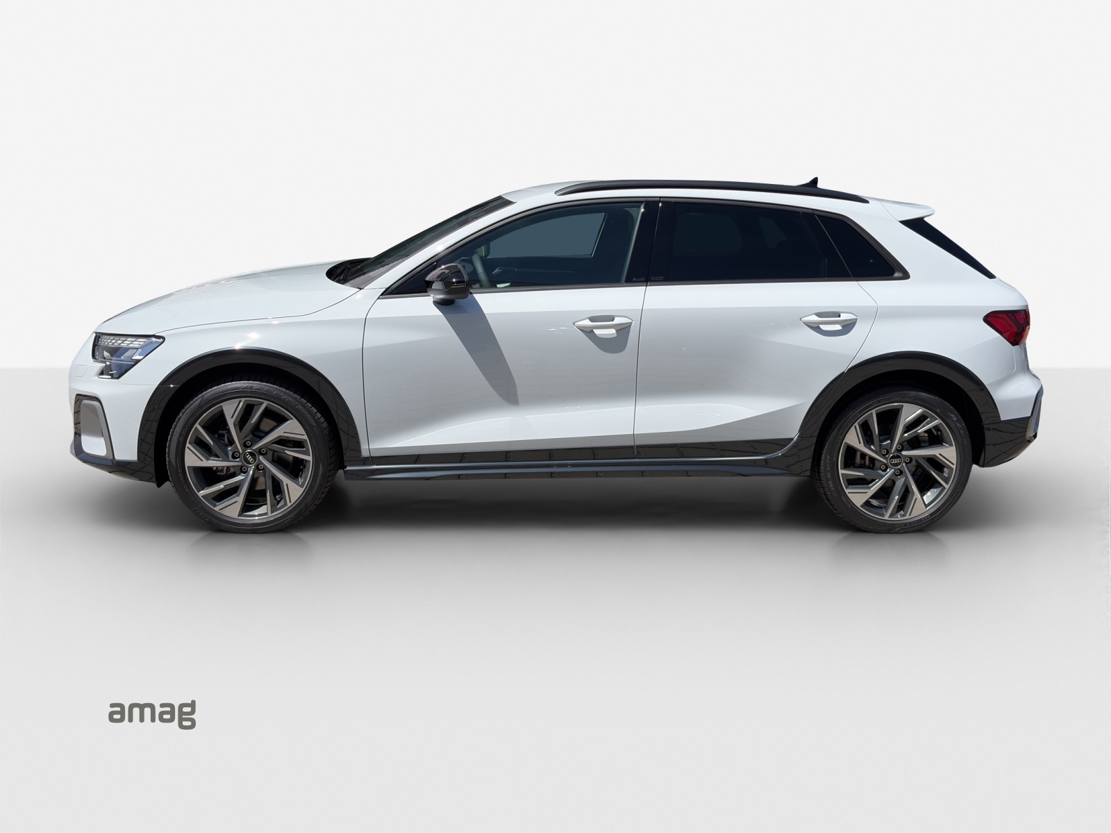 AUDI A3 allstreet TFSI 150 kW quattro S tronic-showroom-element-1