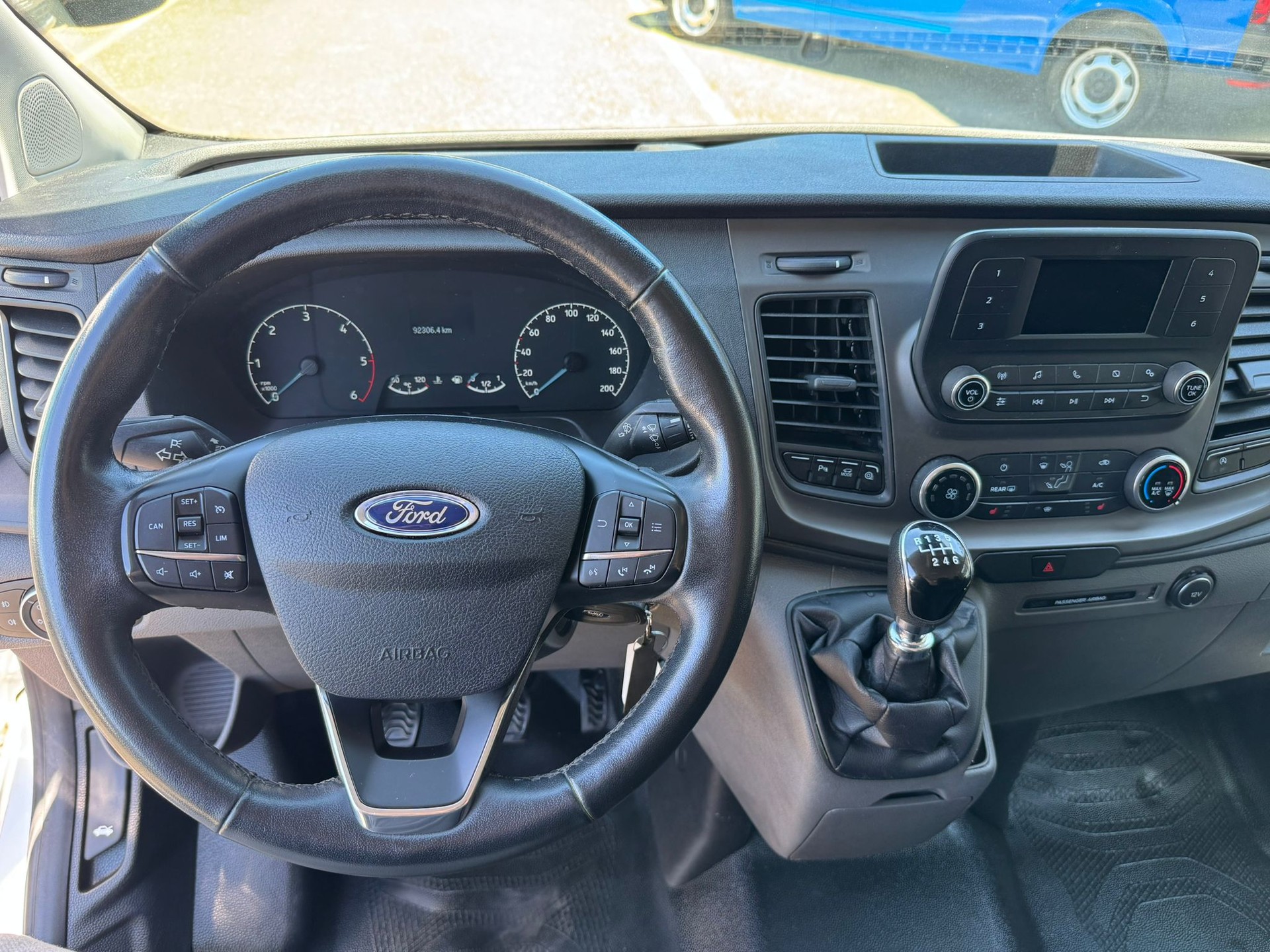 FORD Transit Cust 320 L1 Trend-image-2