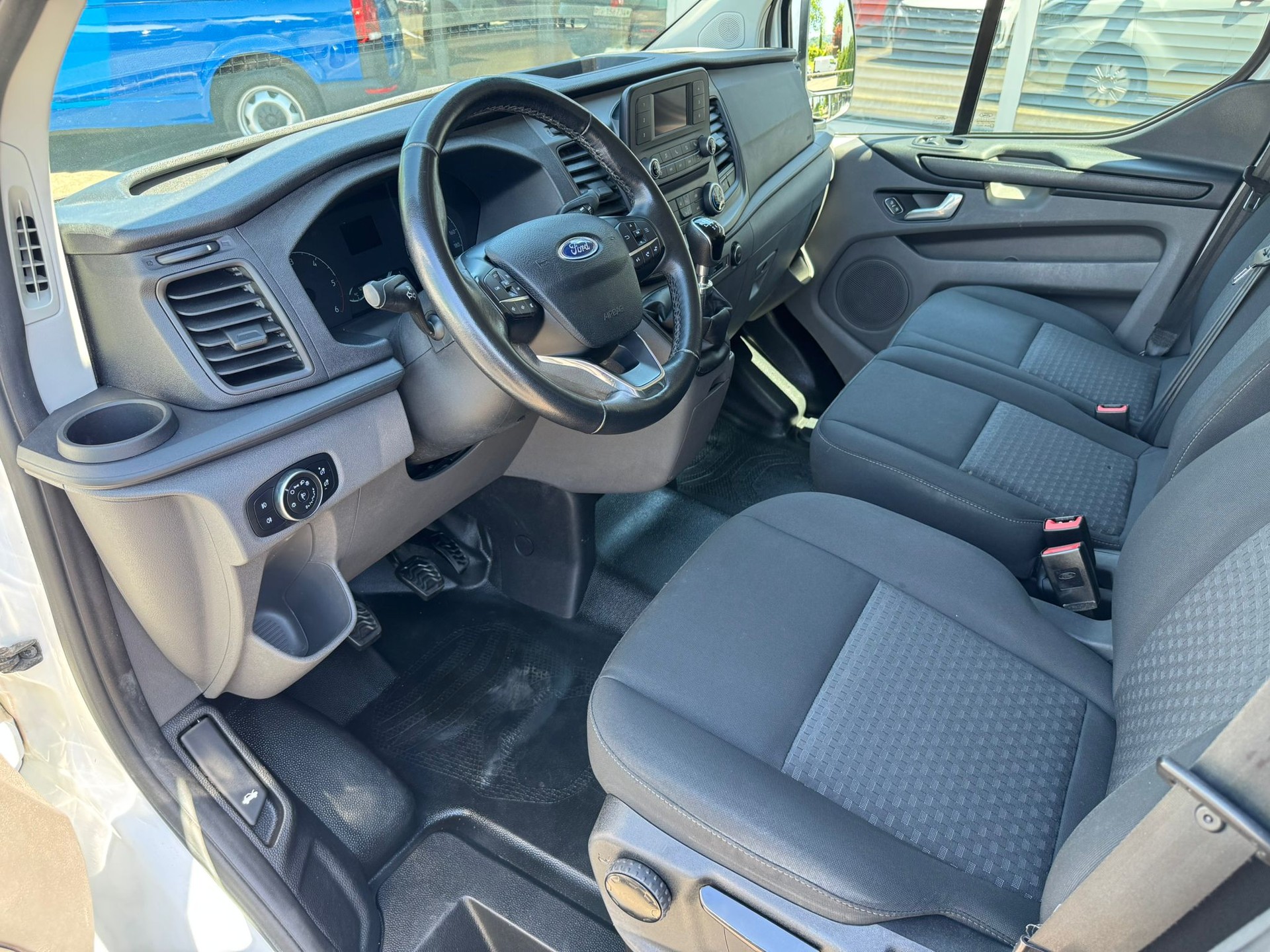 FORD Transit Cust 320 L1 Trend-image-1