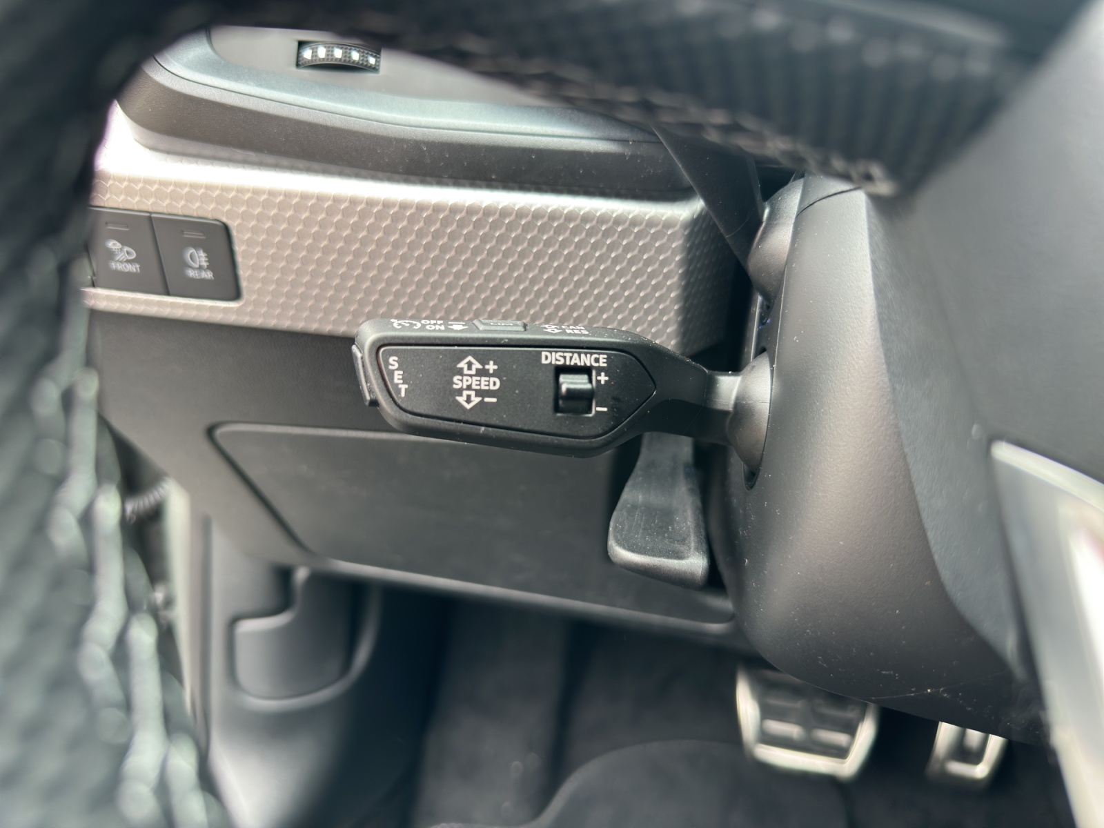 AUDI A1 Sportback 30 TFSI Attraction S-tronic-image-14