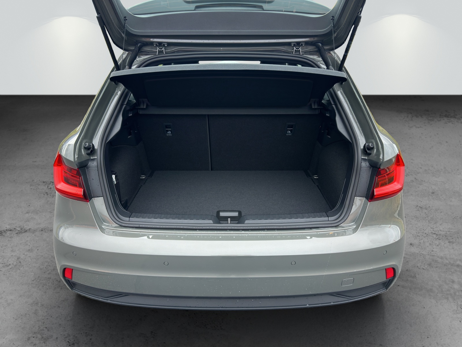 AUDI A1 Sportback 30 TFSI Attraction S-tronic-image-9