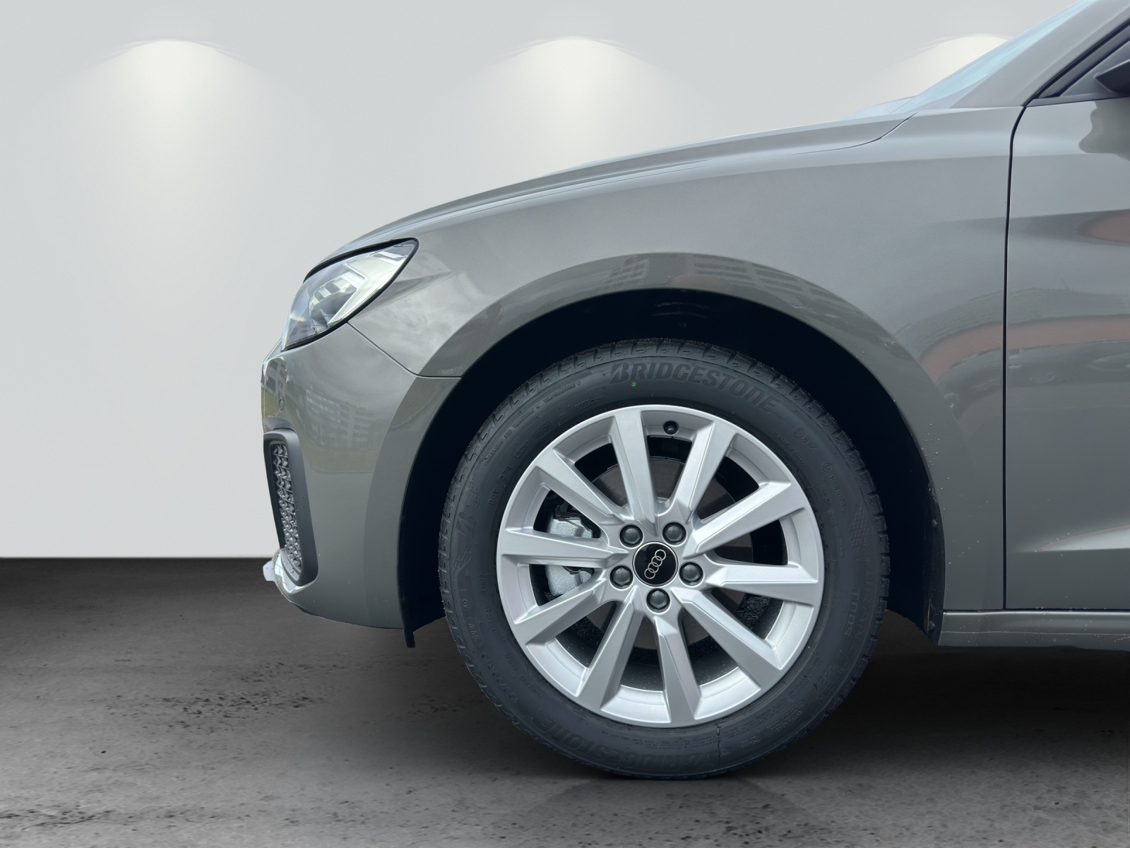 AUDI A1 Sportback 30 TFSI Attraction S-tronic-image-10