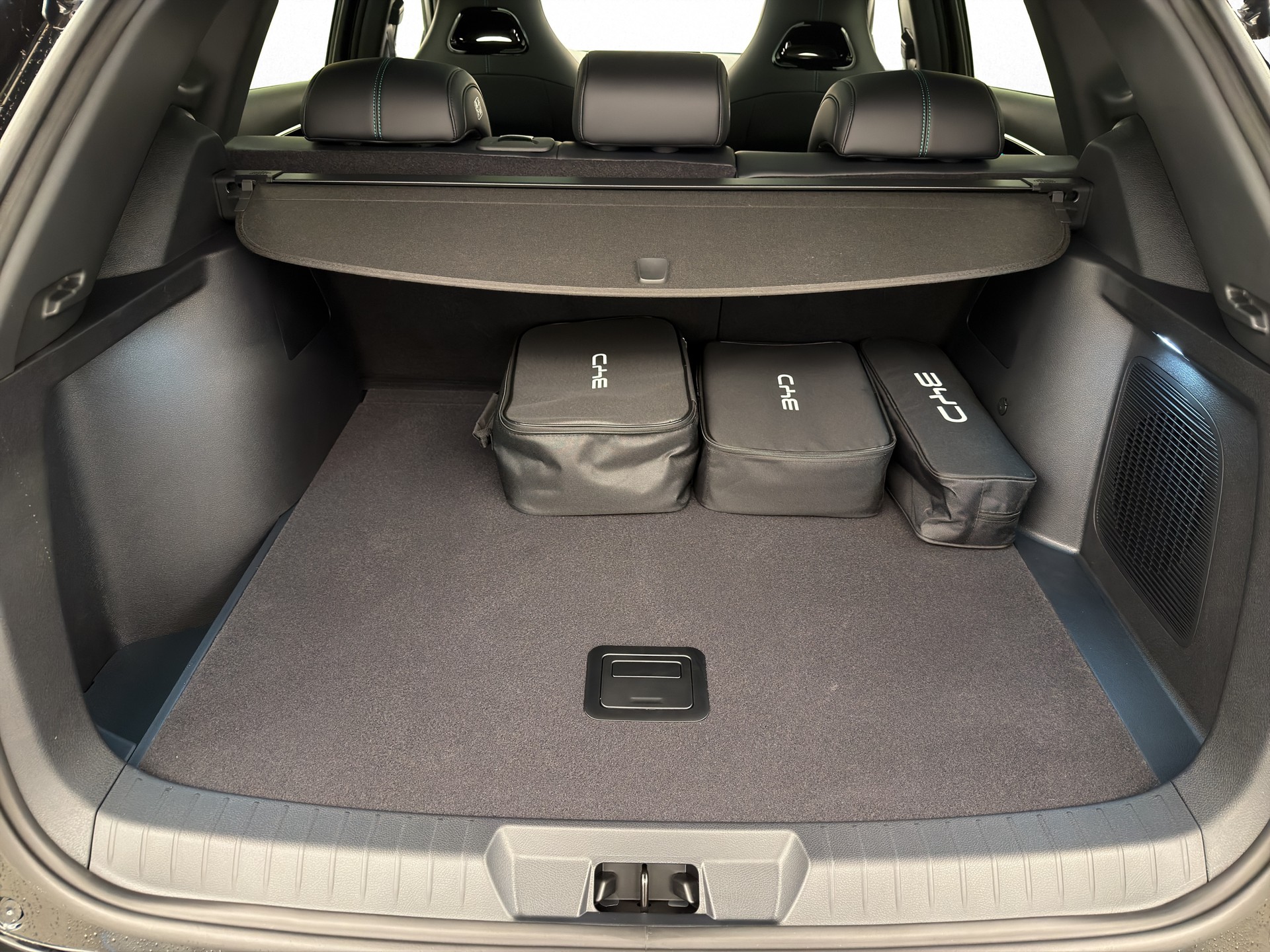 BYD Seal U DM-i Design AWD-image-12