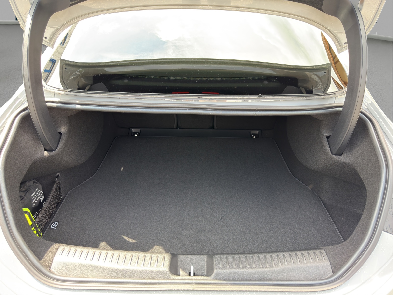 MERCEDES-BENZ CLA 220 8G-DCT 4Matic-image-14