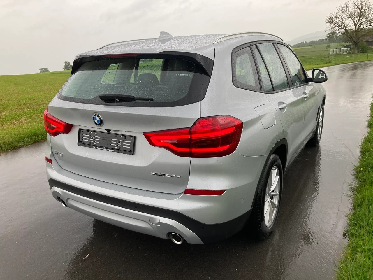 BMW X3 xDrive 20d Luxury Line Steptronic-image-2
