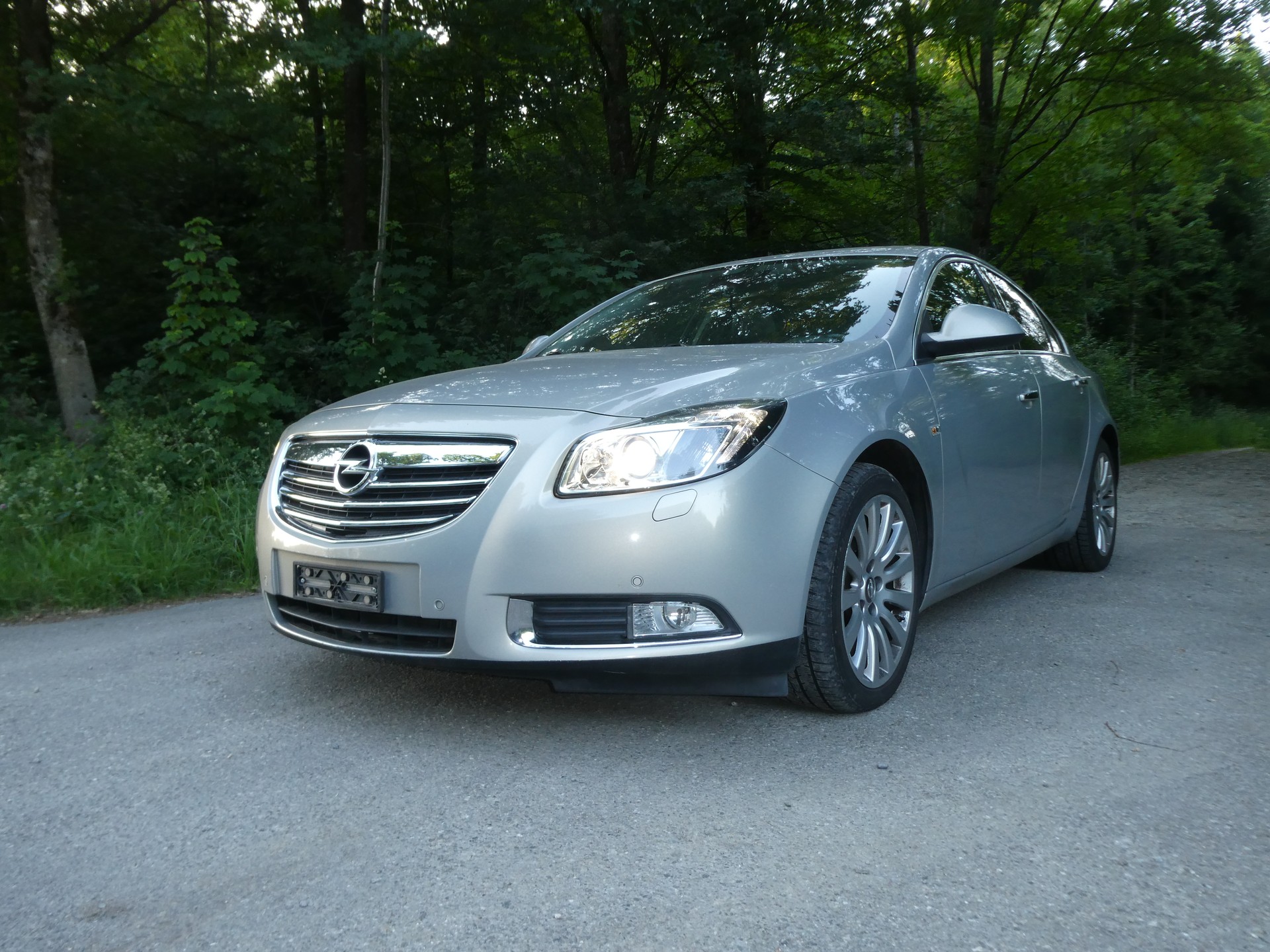 OPEL Insignia 2.0 Turbo Cosmo 4WD Automatic-image-1
