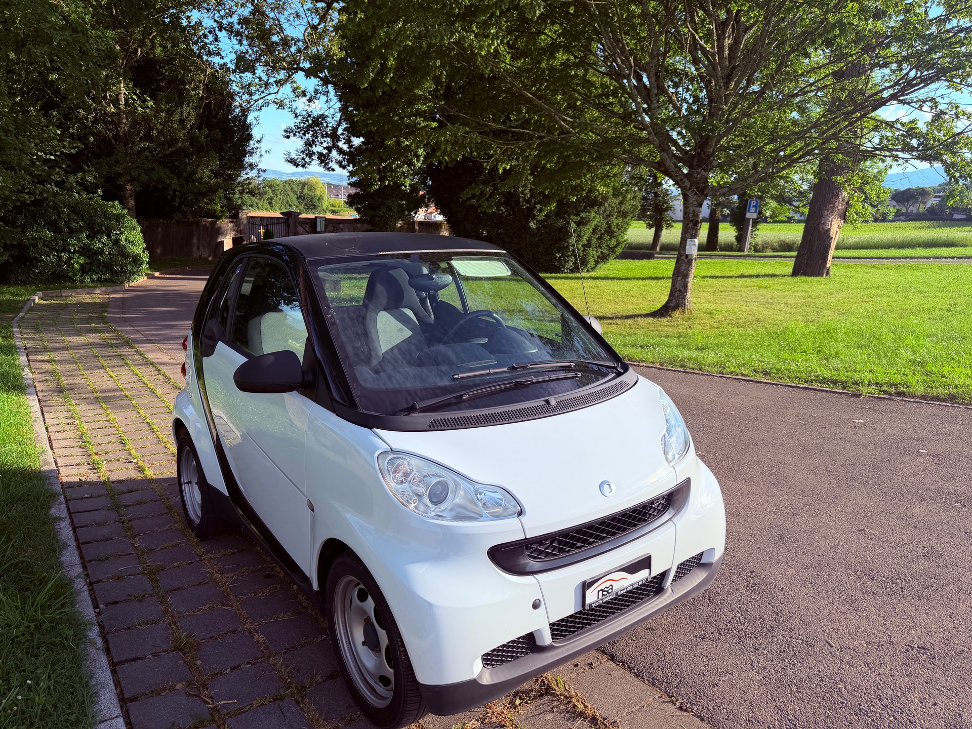 SMART fortwo swiss edition mhd softouch-showroom-element-2