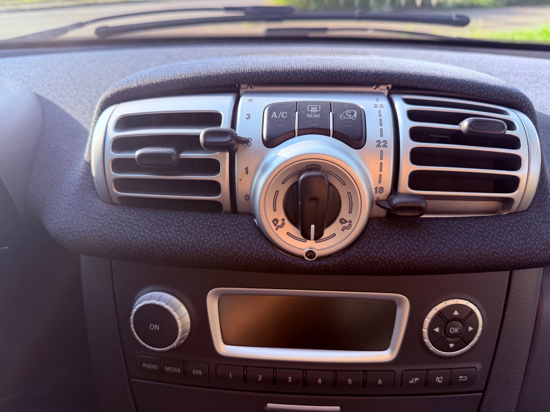 SMART fortwo swiss edition mhd softouch-image-9