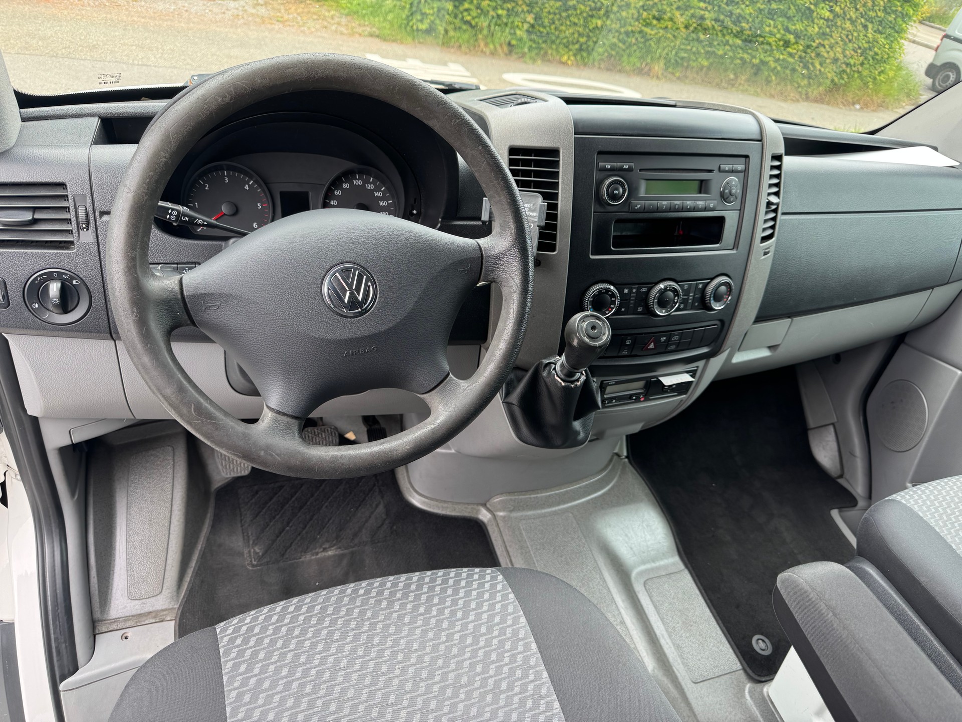 VW CRAFTER 35 2.0 BiTDI CR *14Plätzer*-image-8