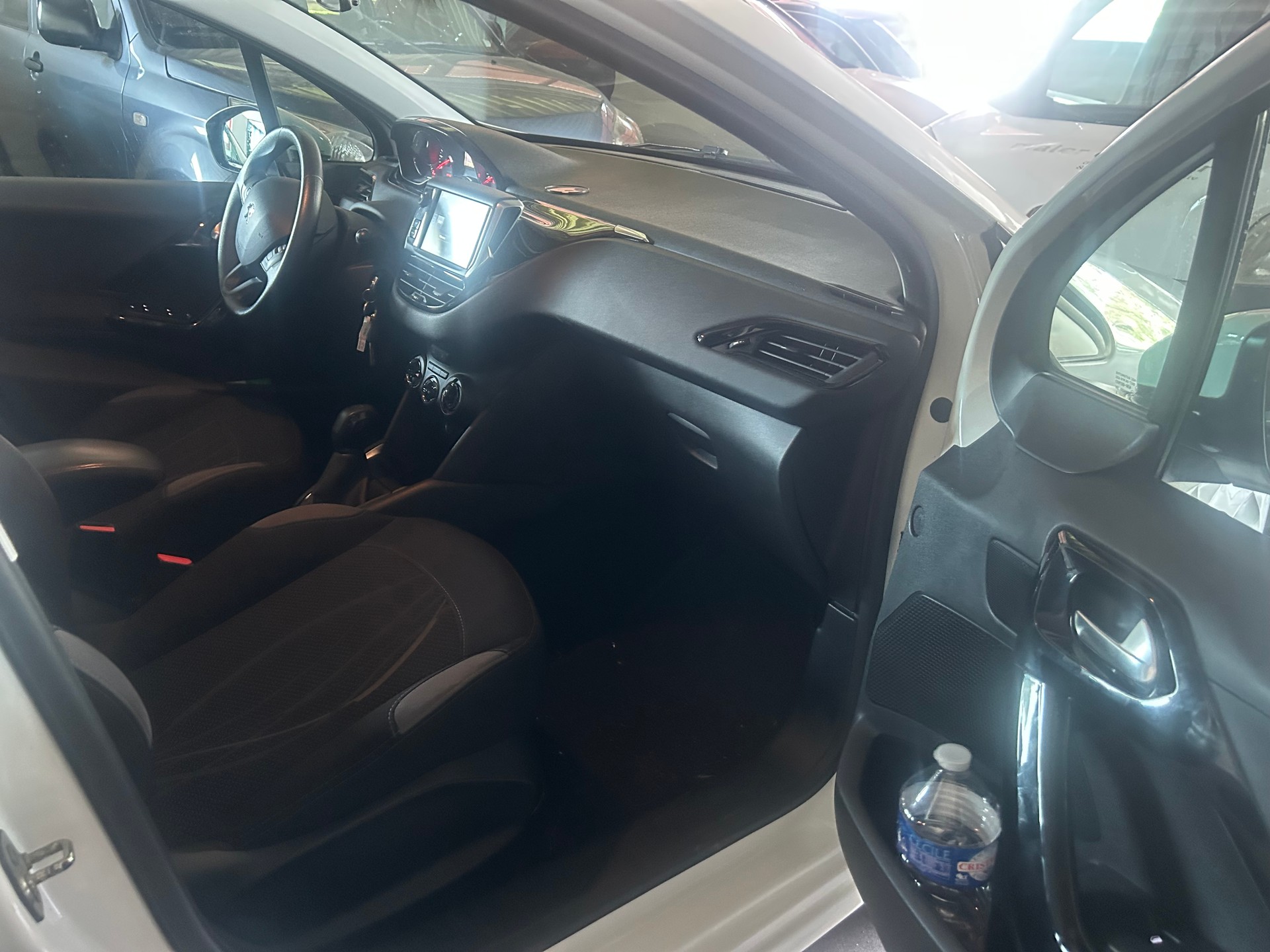 PEUGEOT 208 1.2 VTI Access-image-6