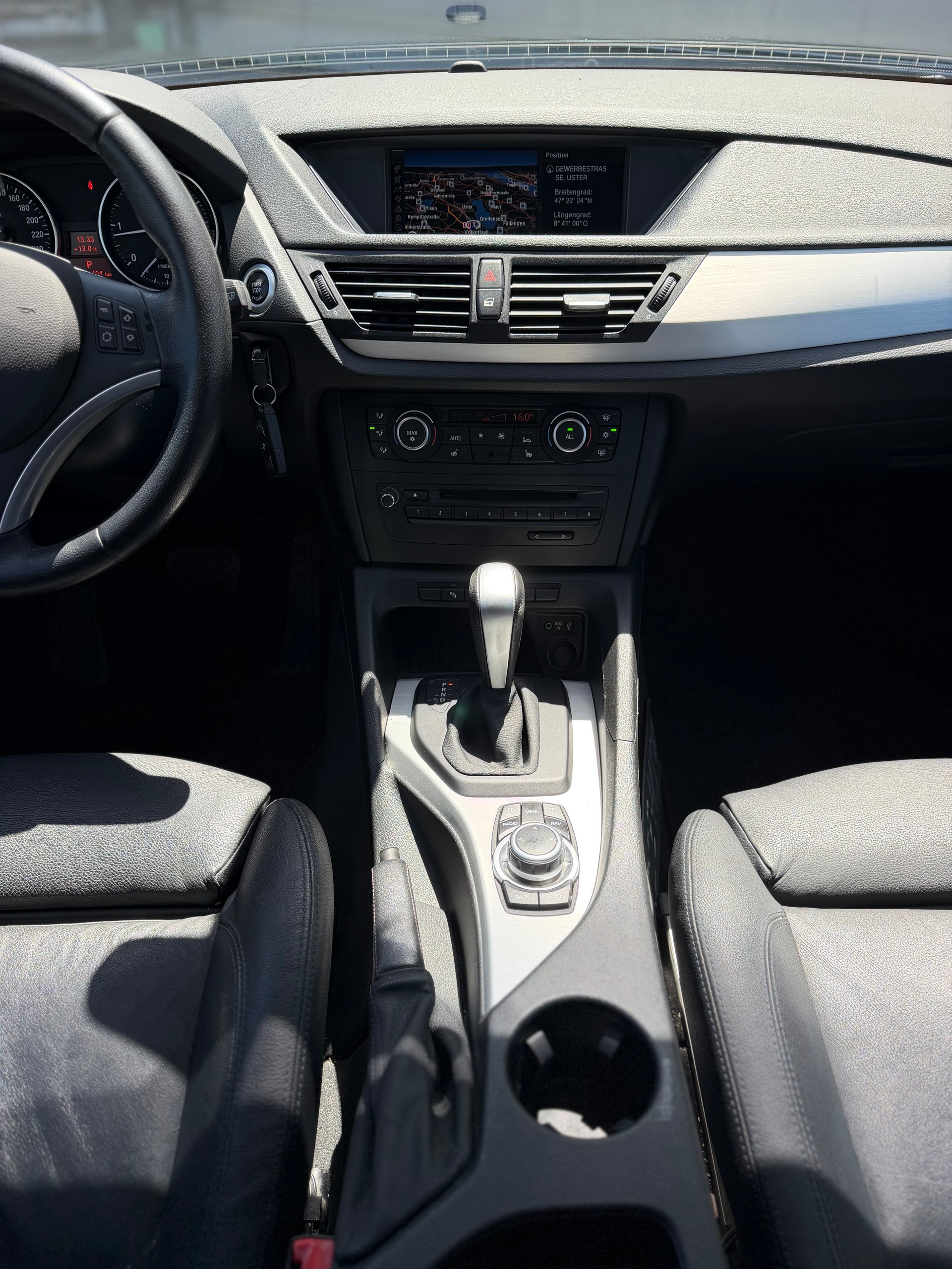 BMW X1 xDrive 23d Steptronic-image-15