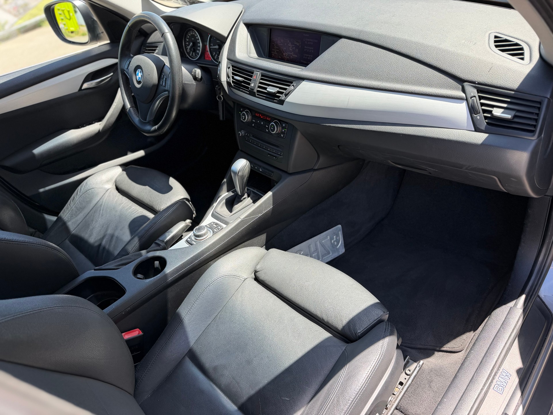 BMW X1 xDrive 23d Steptronic-image-13