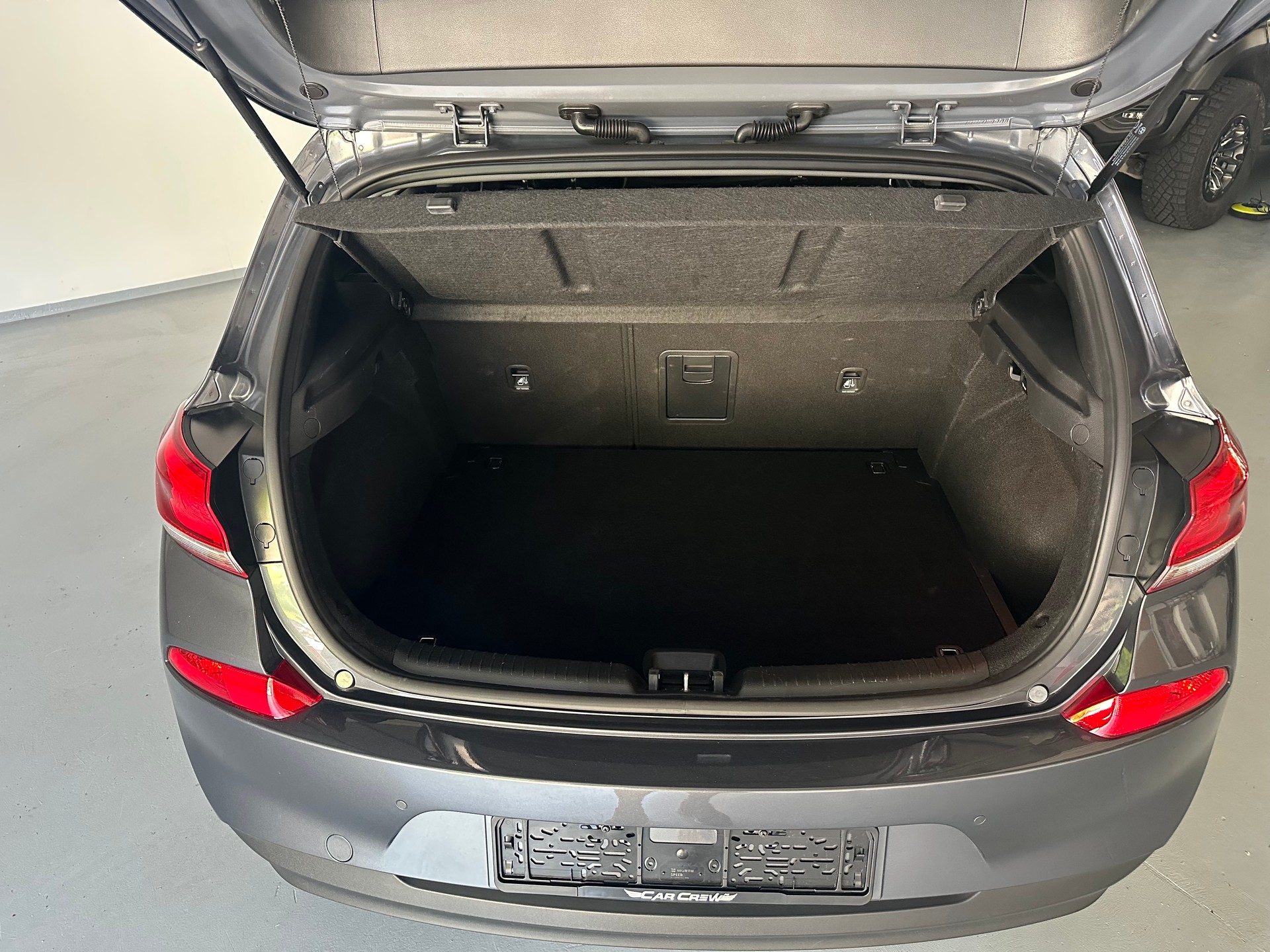 HYUNDAI i30 1.4 T-GDI Amplia DCT-image-11