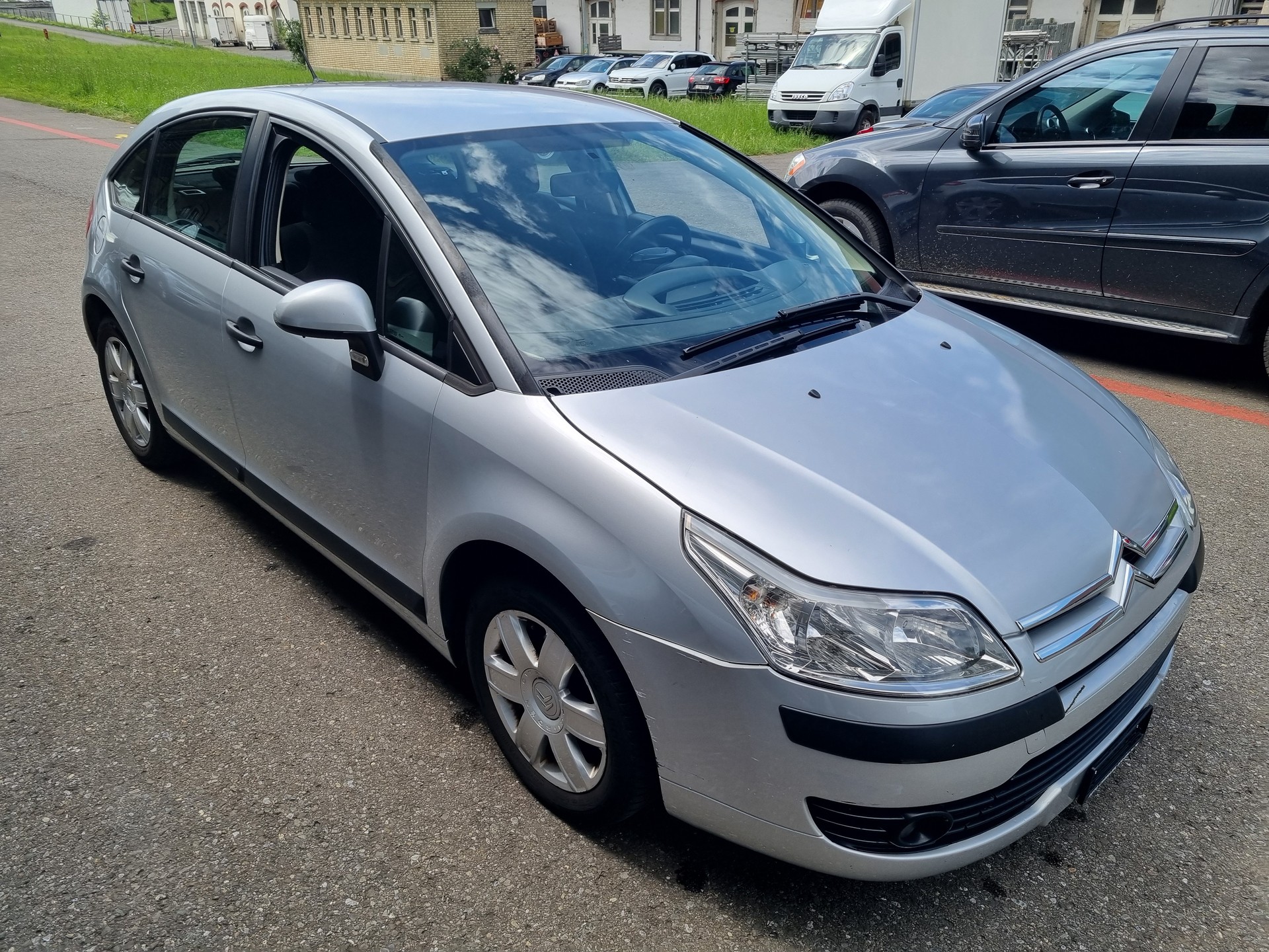 CITROEN C4 Berline 1.6i 16V SX-image-3