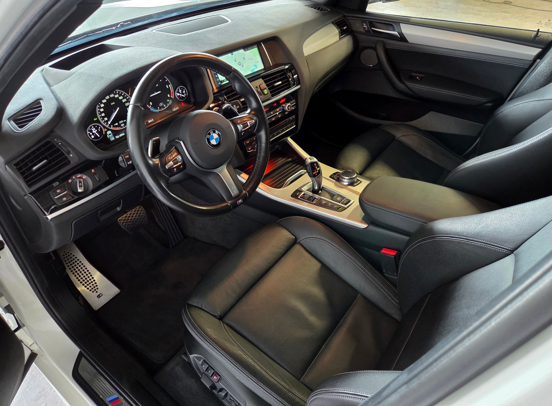 BMW X3 20d xDrive M-Sport-image-3