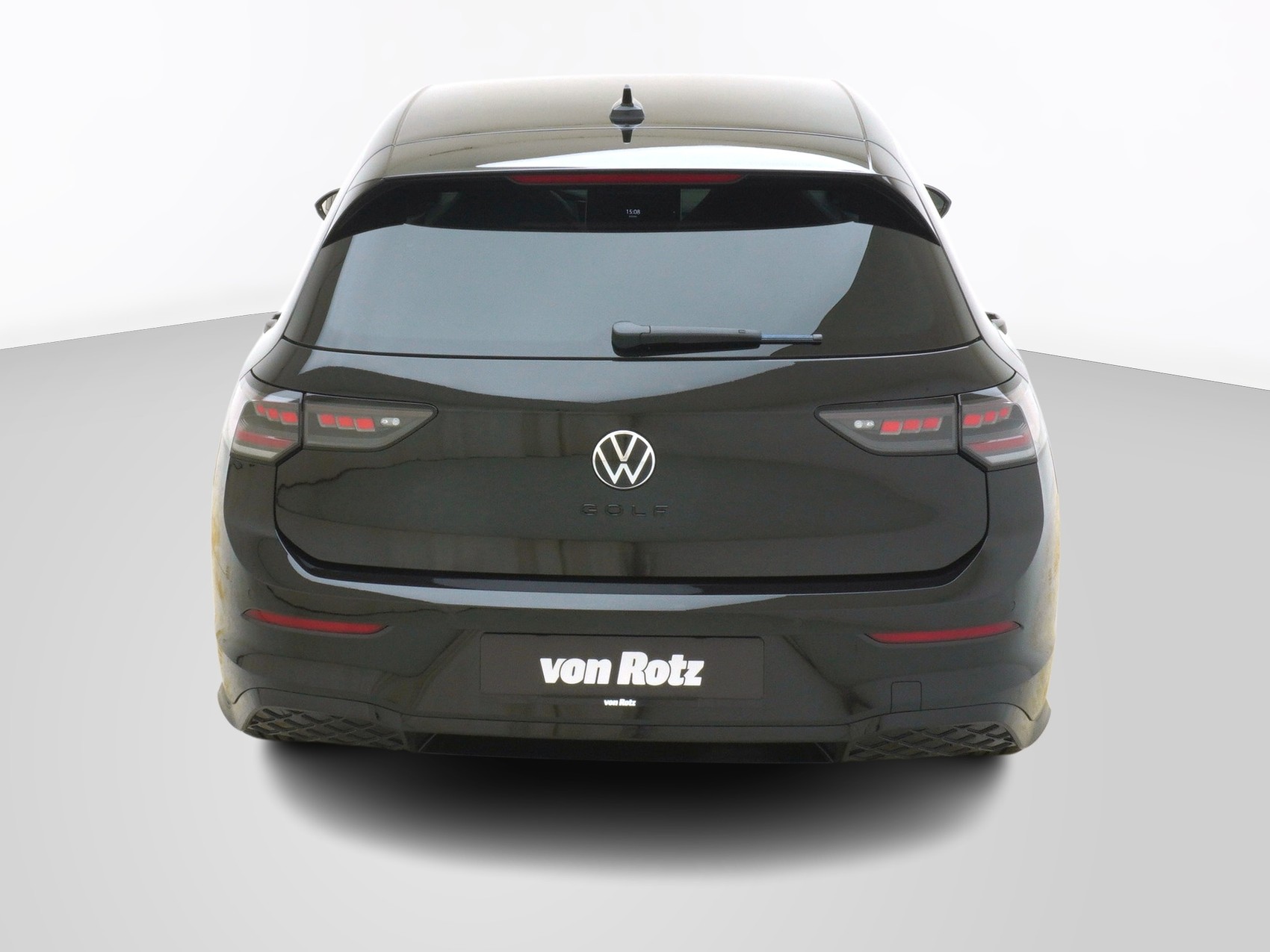 VW Golf VIII 1.5 eTSI R-Line DSG-image-2