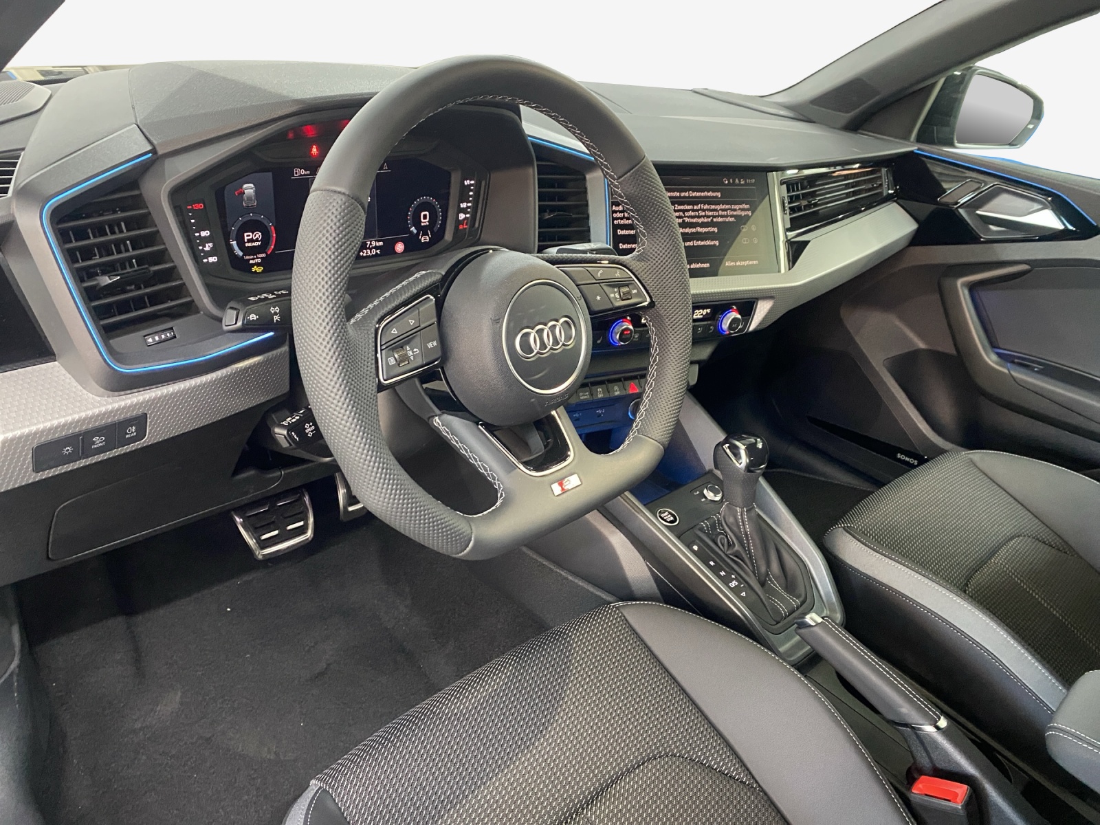 AUDI A1 Sportback 40 TFSI S Line S-tronic-image-14