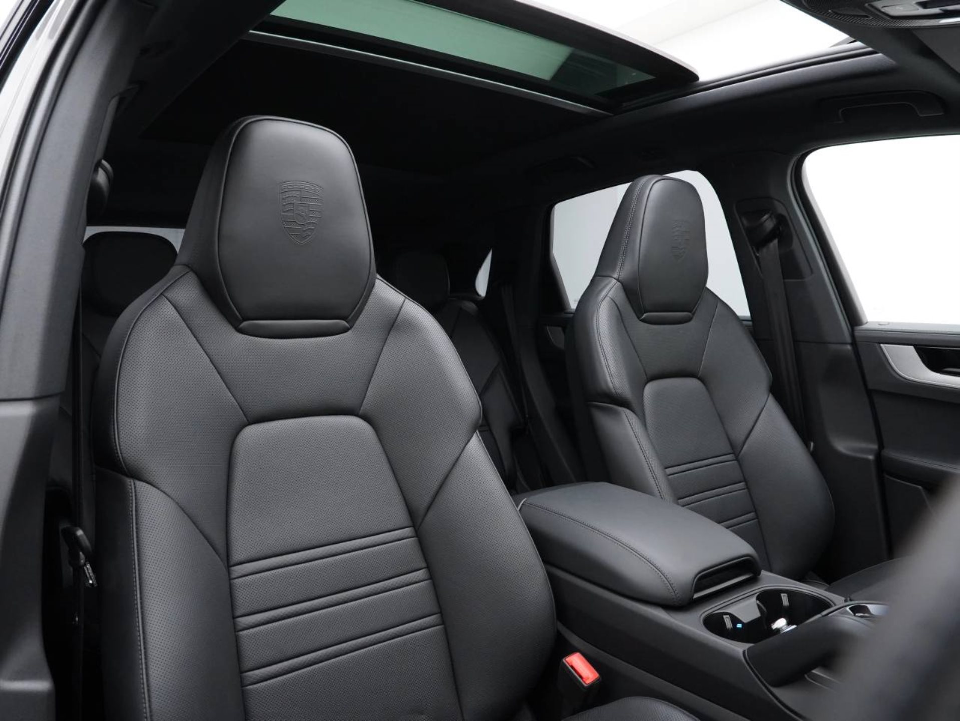 PORSCHE Cayenne S E-Hybrid-image-26