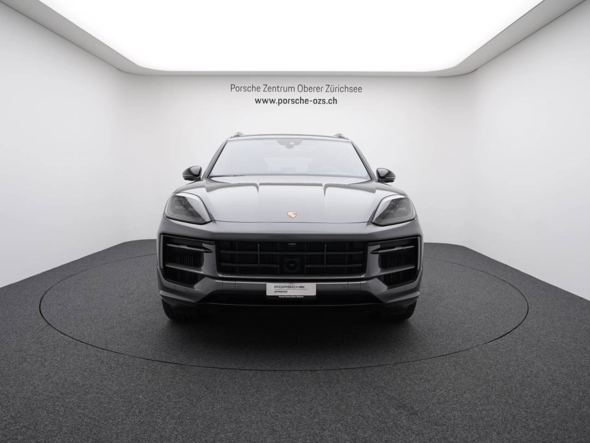 PORSCHE Cayenne S E-Hybrid-image-9