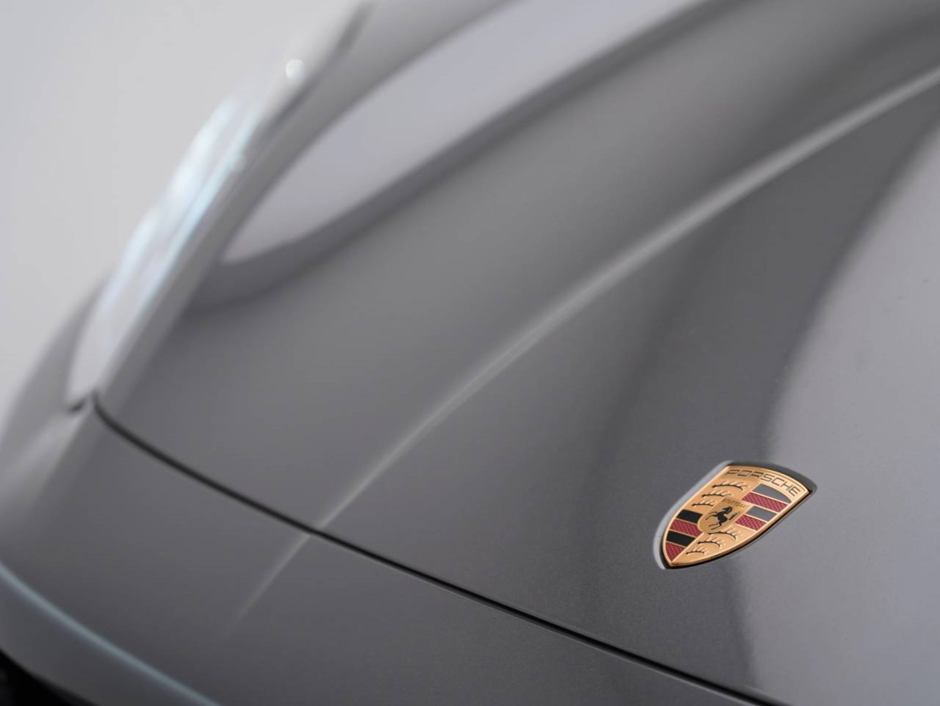 PORSCHE Cayenne S E-Hybrid-image-11