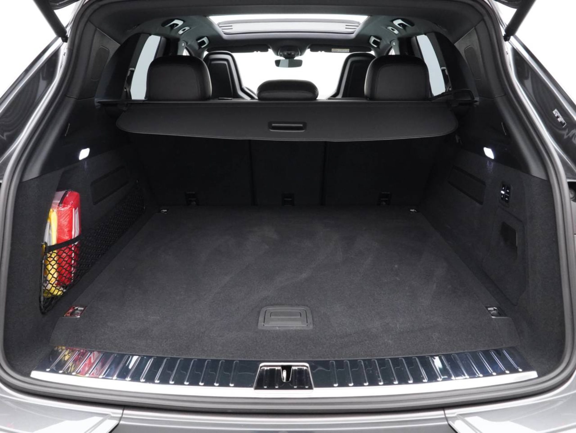 PORSCHE Cayenne S E-Hybrid-image-30