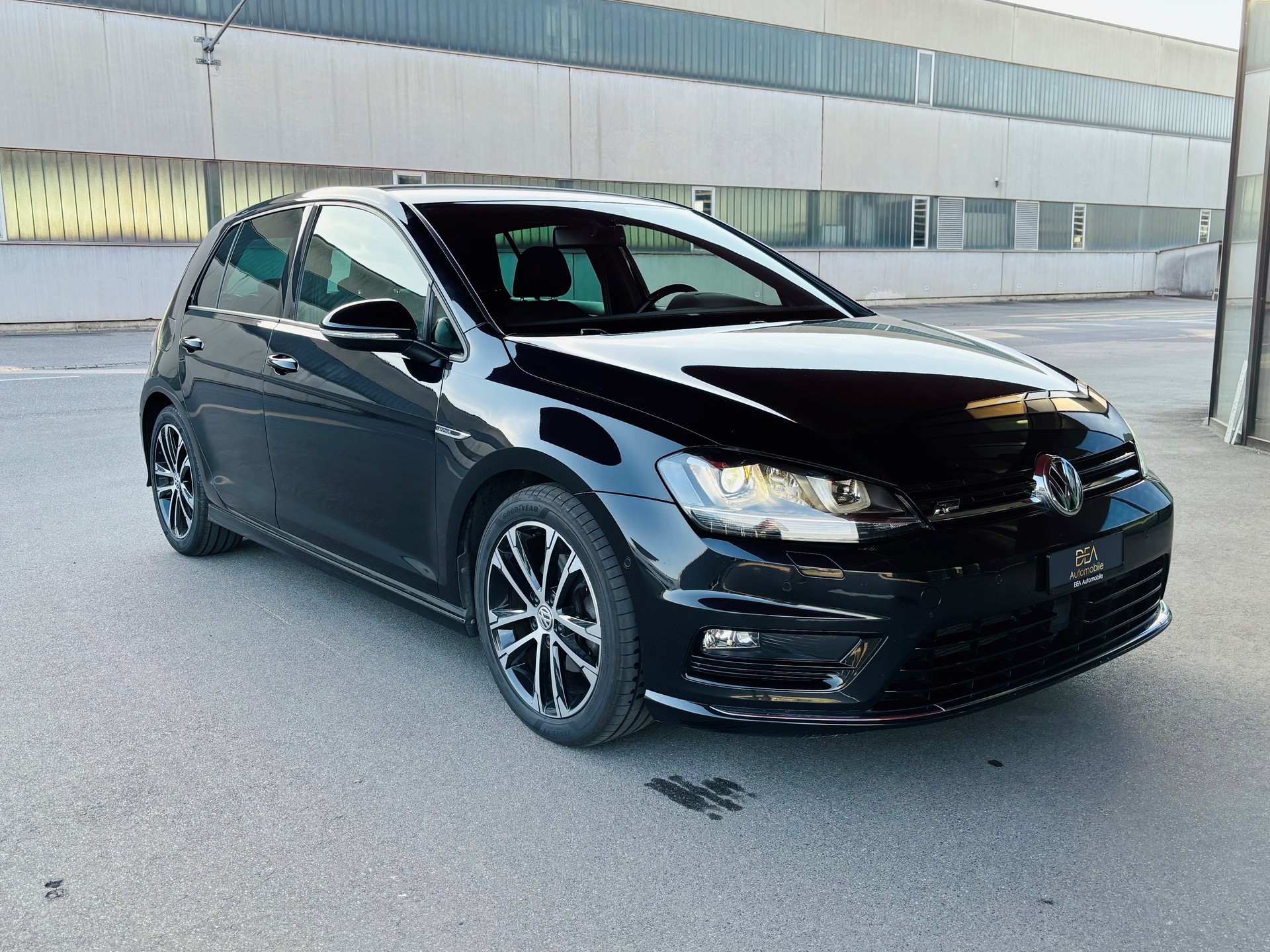 VW Golf 1.4 TSI Lounge RLine-image-0