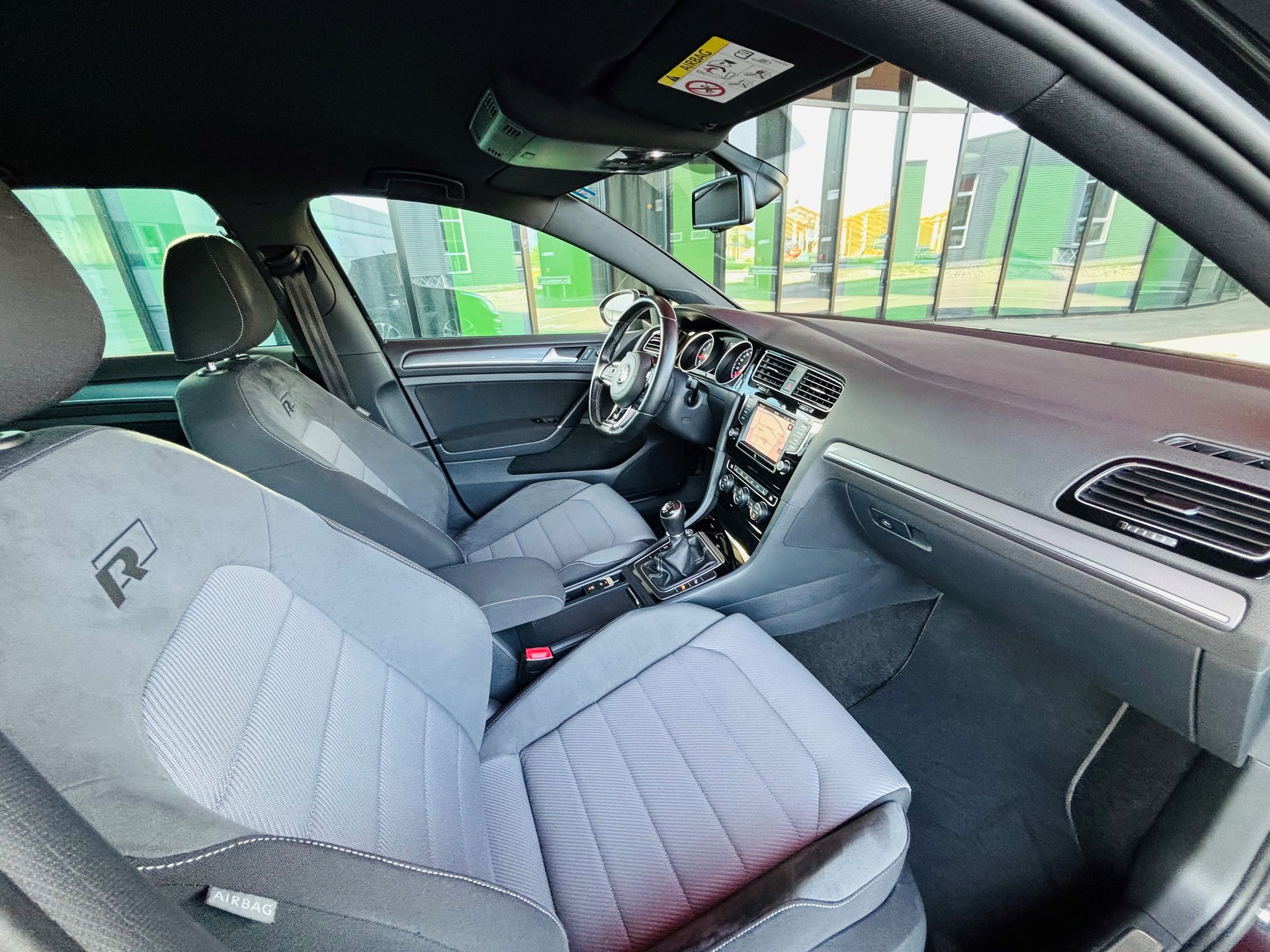 VW Golf 1.4 TSI Lounge RLine-image-8