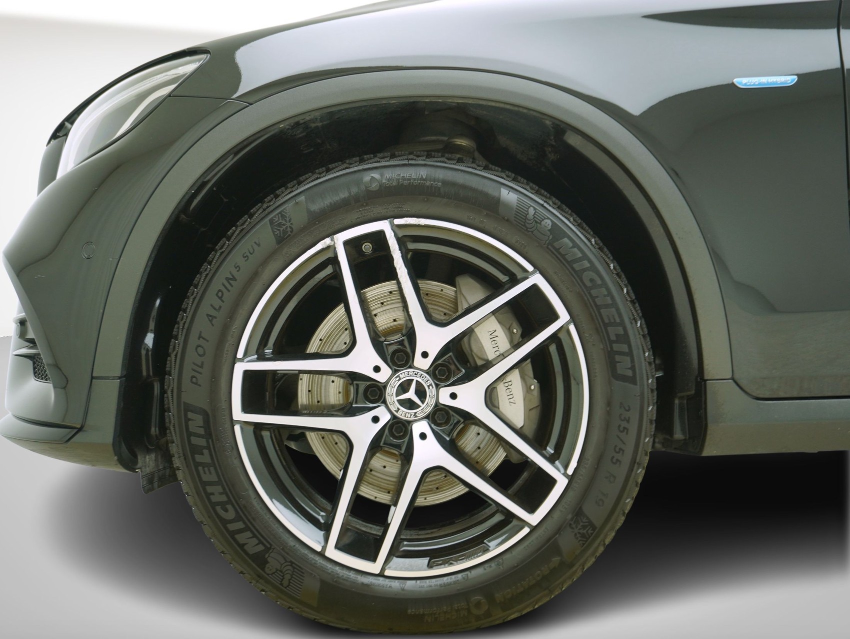 MERCEDES-BENZ GLC-Klasse GLC 350 e AMG Line 4matic-image-6