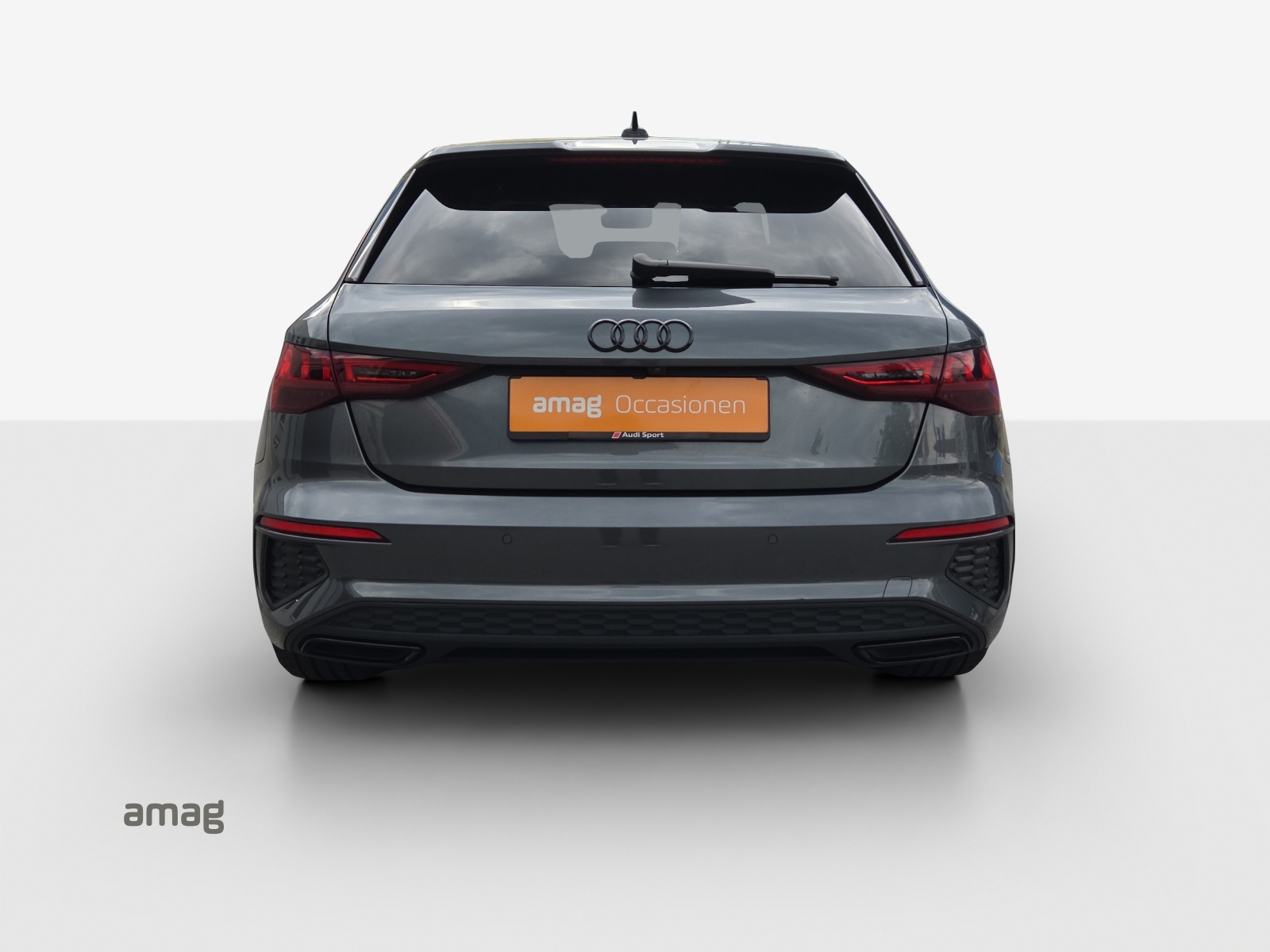 AUDI A3 Sportback 35 TFSI S line Attraction S-tronic-showroom-element-3