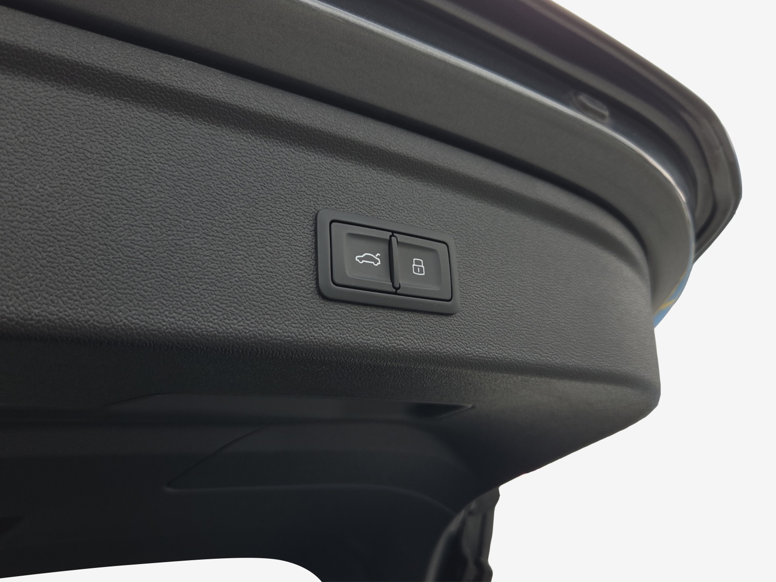 AUDI A3 Sportback 35 TFSI S line Attraction S-tronic-image-13