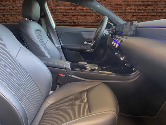 MERCEDES-BENZ A 180 Night Star-image-10