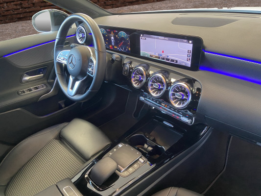 MERCEDES-BENZ A 180 Night Star-image-13