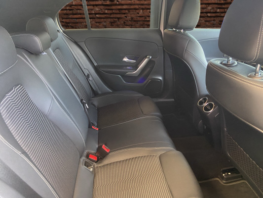 MERCEDES-BENZ A 180 Night Star-image-11