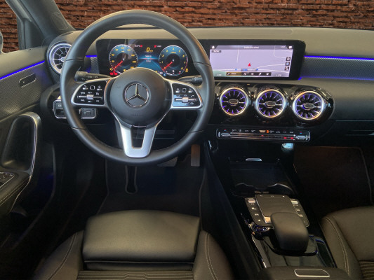 MERCEDES-BENZ A 180 Night Star-image-8